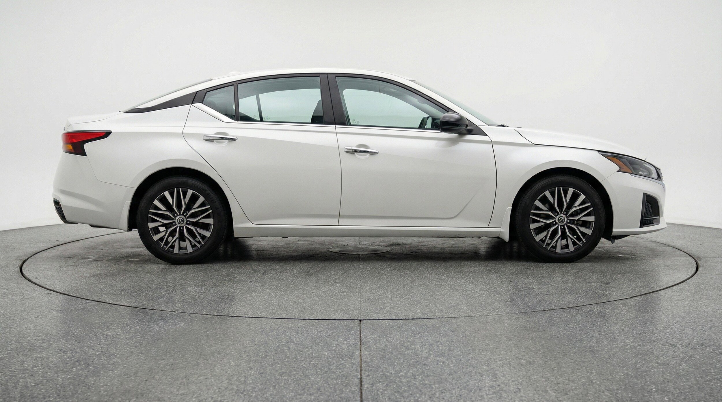 Thumbnail: 2025 Nissan Altima - 11