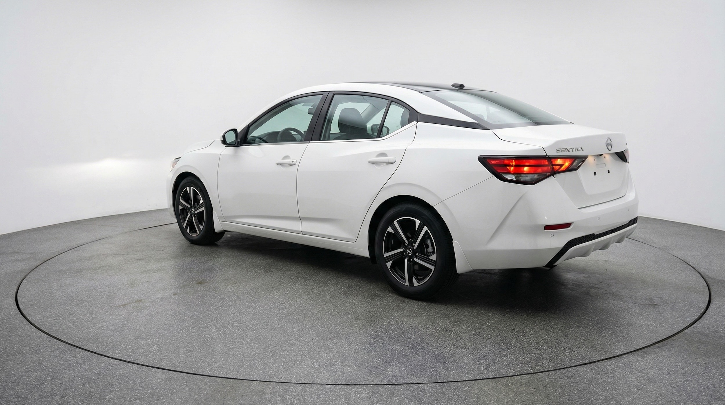 Thumbnail: 2025 Nissan Sentra - 5