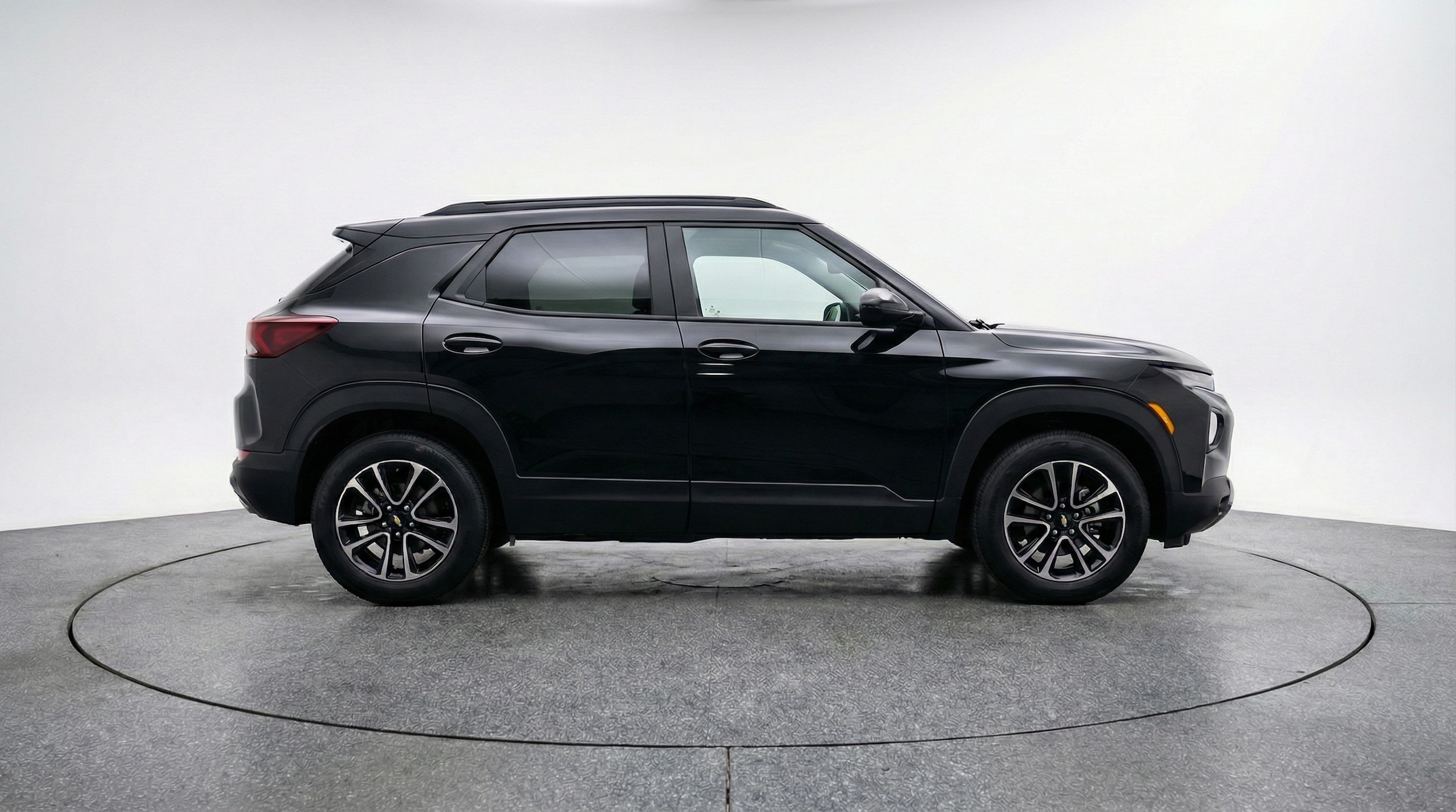 Thumbnail: 2025 Chevrolet TrailBlazer - 8