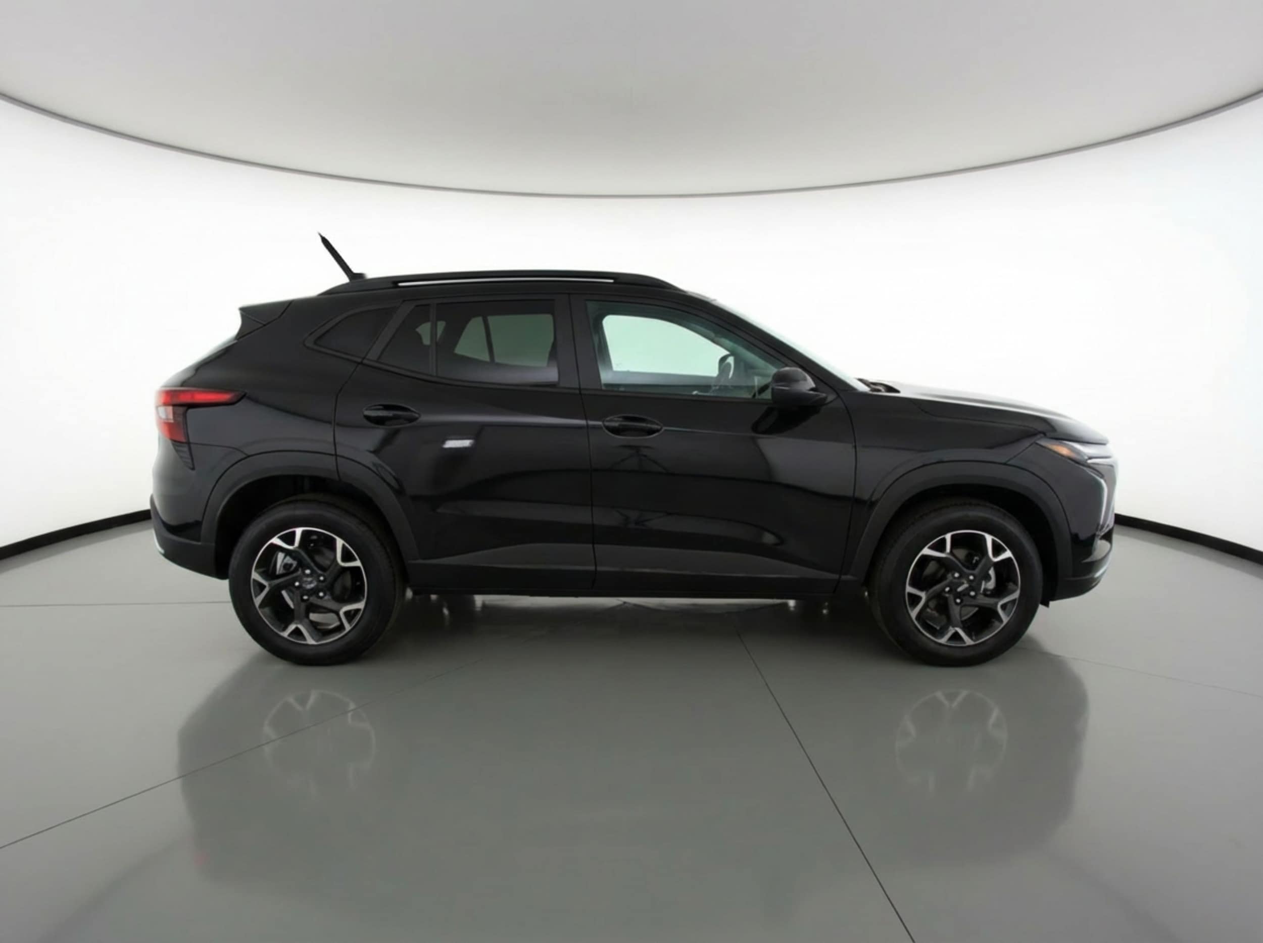 Thumbnail: 2025 Chevrolet Trax - 8