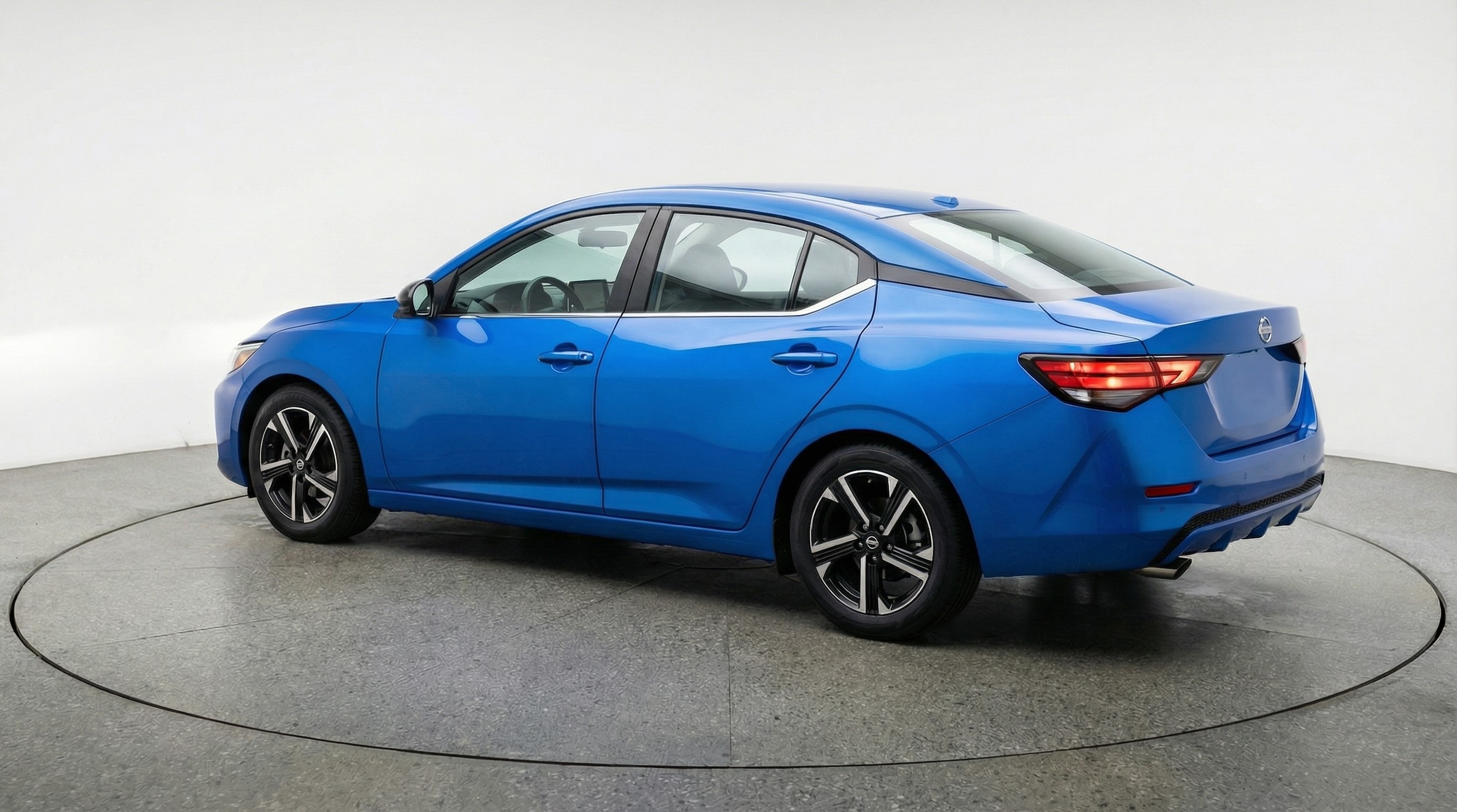 Thumbnail: 2025 Nissan Sentra - 5