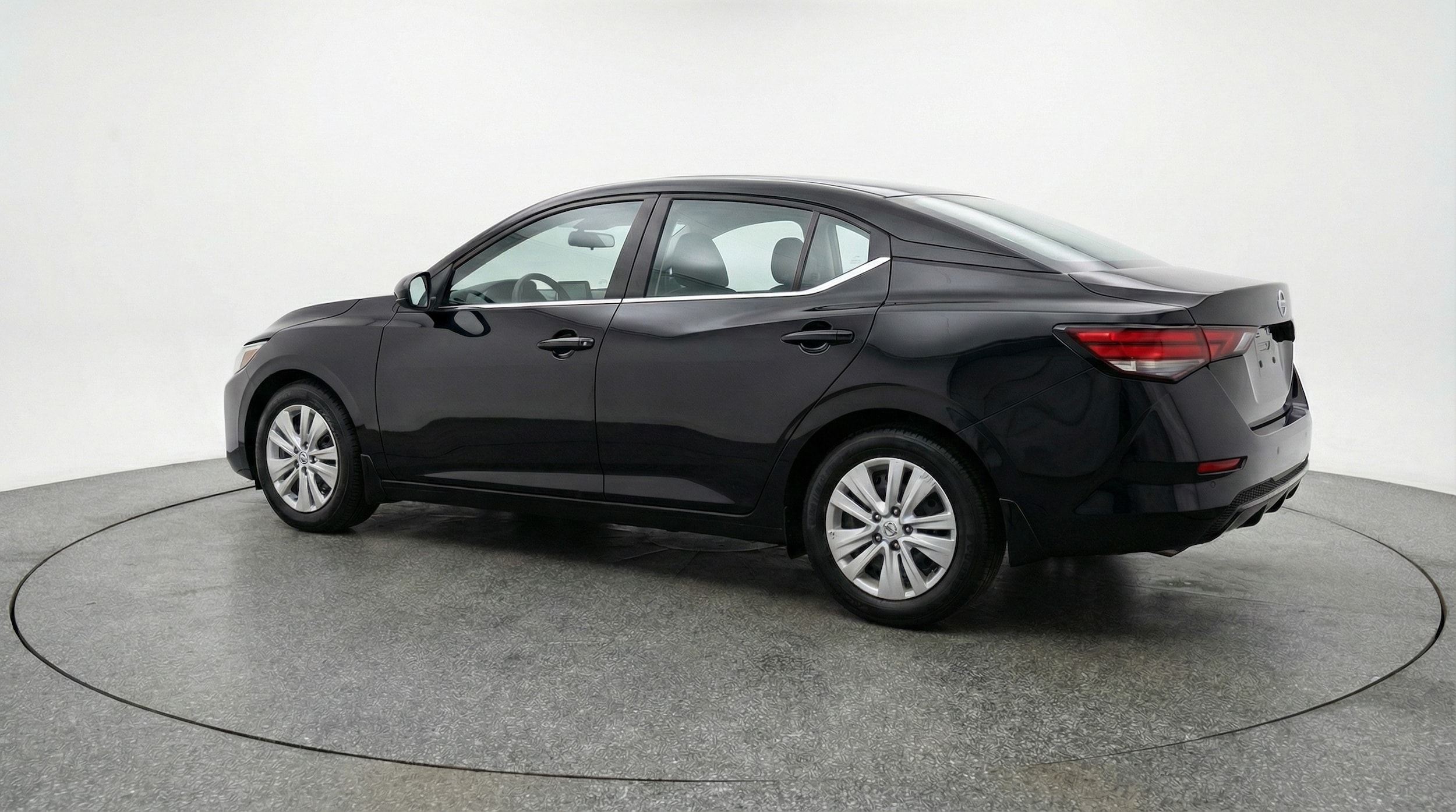 Thumbnail: 2025 Nissan Sentra - 5