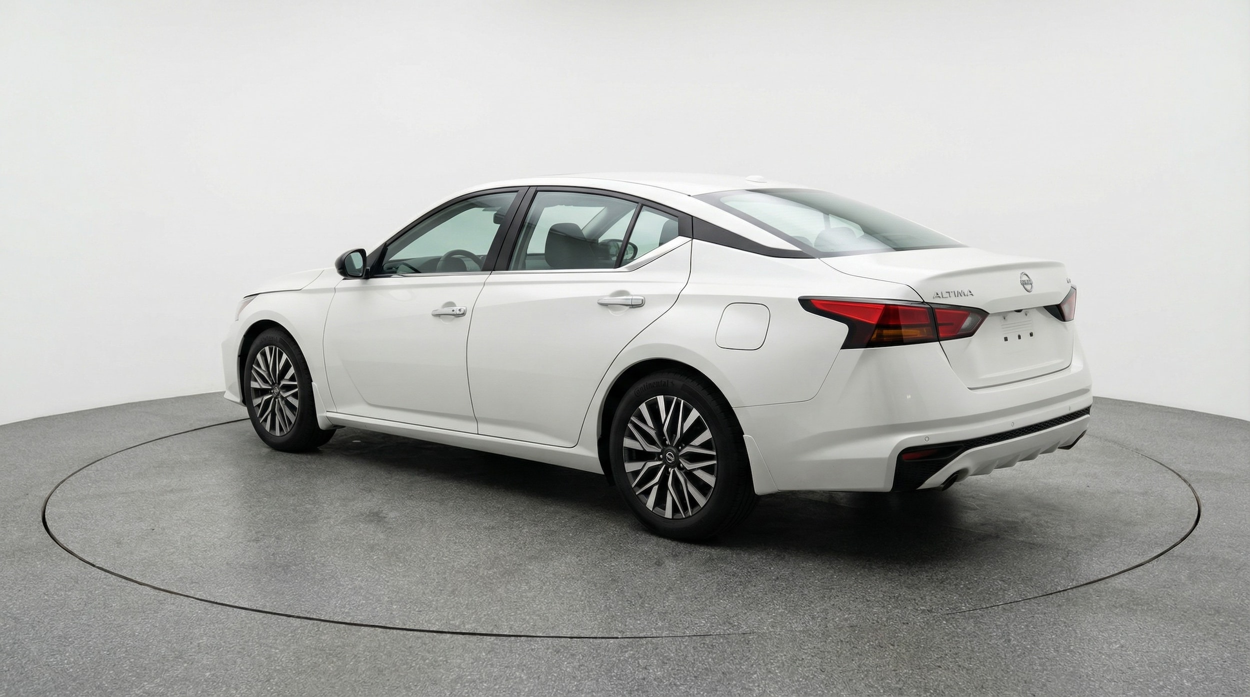 Thumbnail: 2025 Nissan Altima - 5