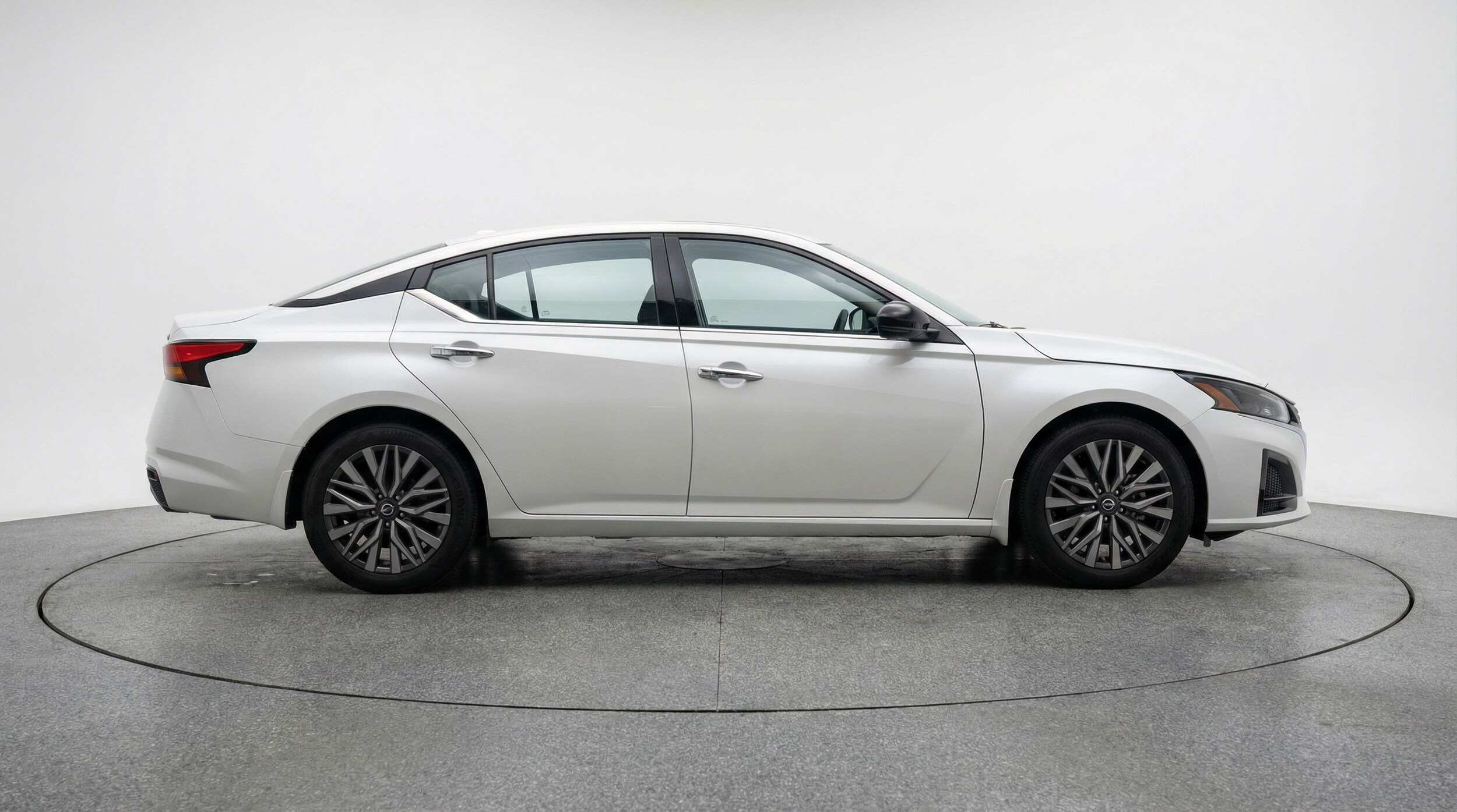 Thumbnail: 2025 Nissan Altima - 8