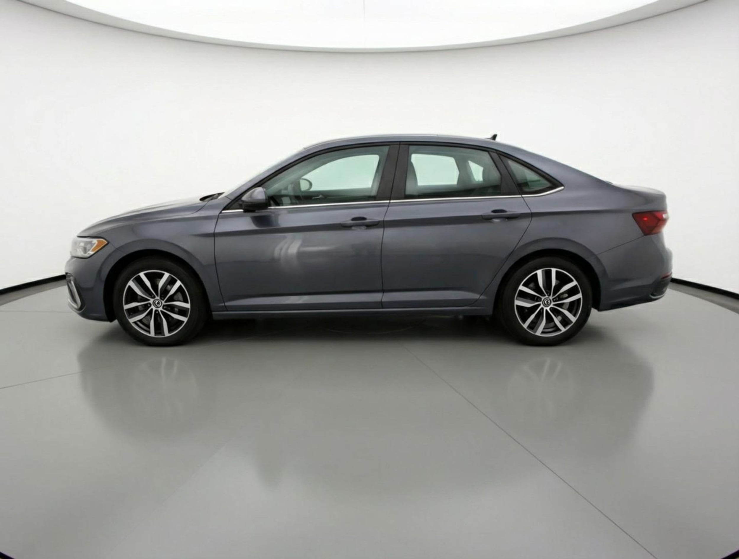 Thumbnail: 2025 Volkswagen Jetta - 4