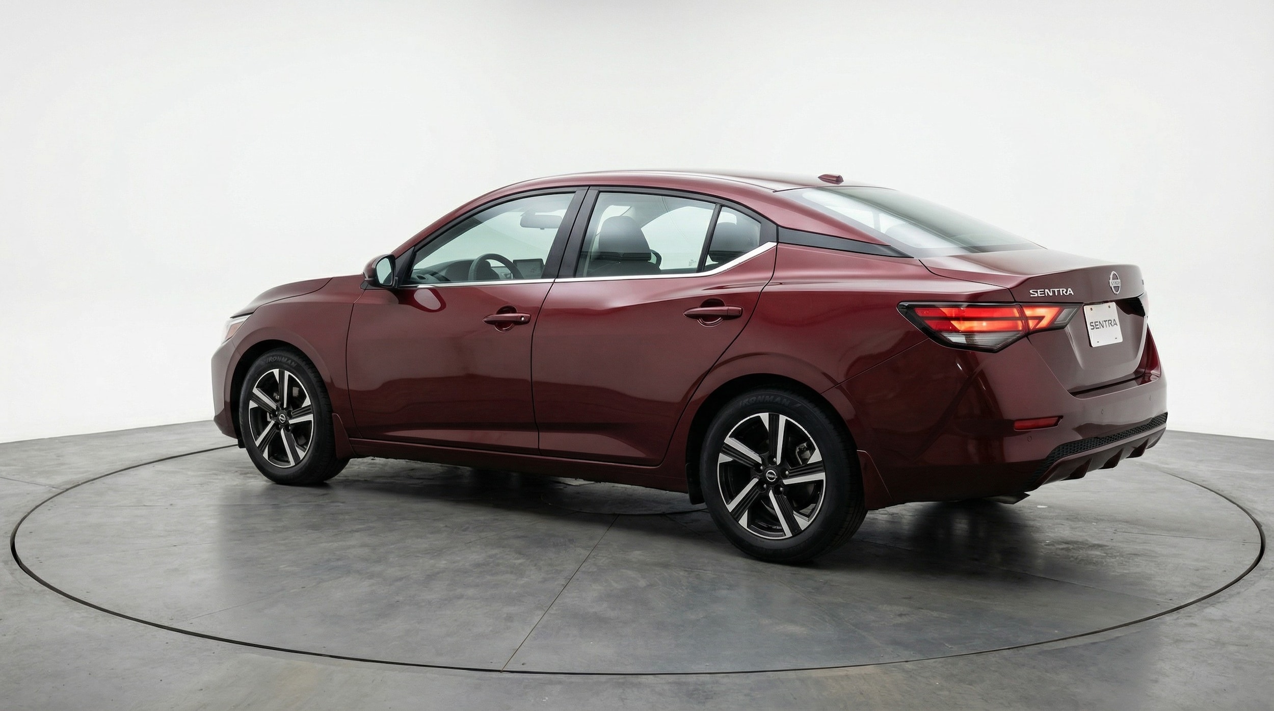 Thumbnail: 2025 Nissan Sentra - 5