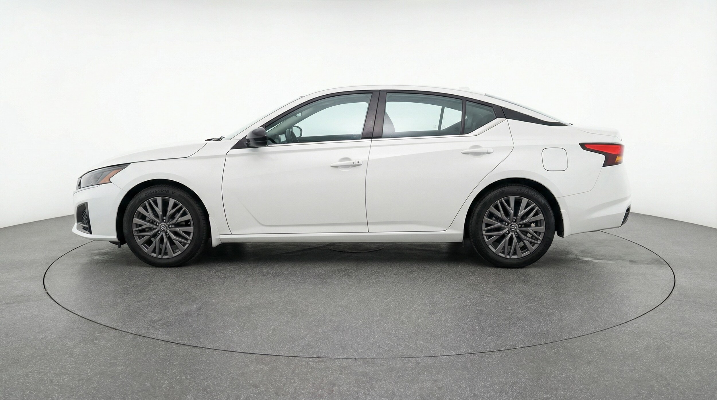 Thumbnail: 2025 Nissan Altima - 4