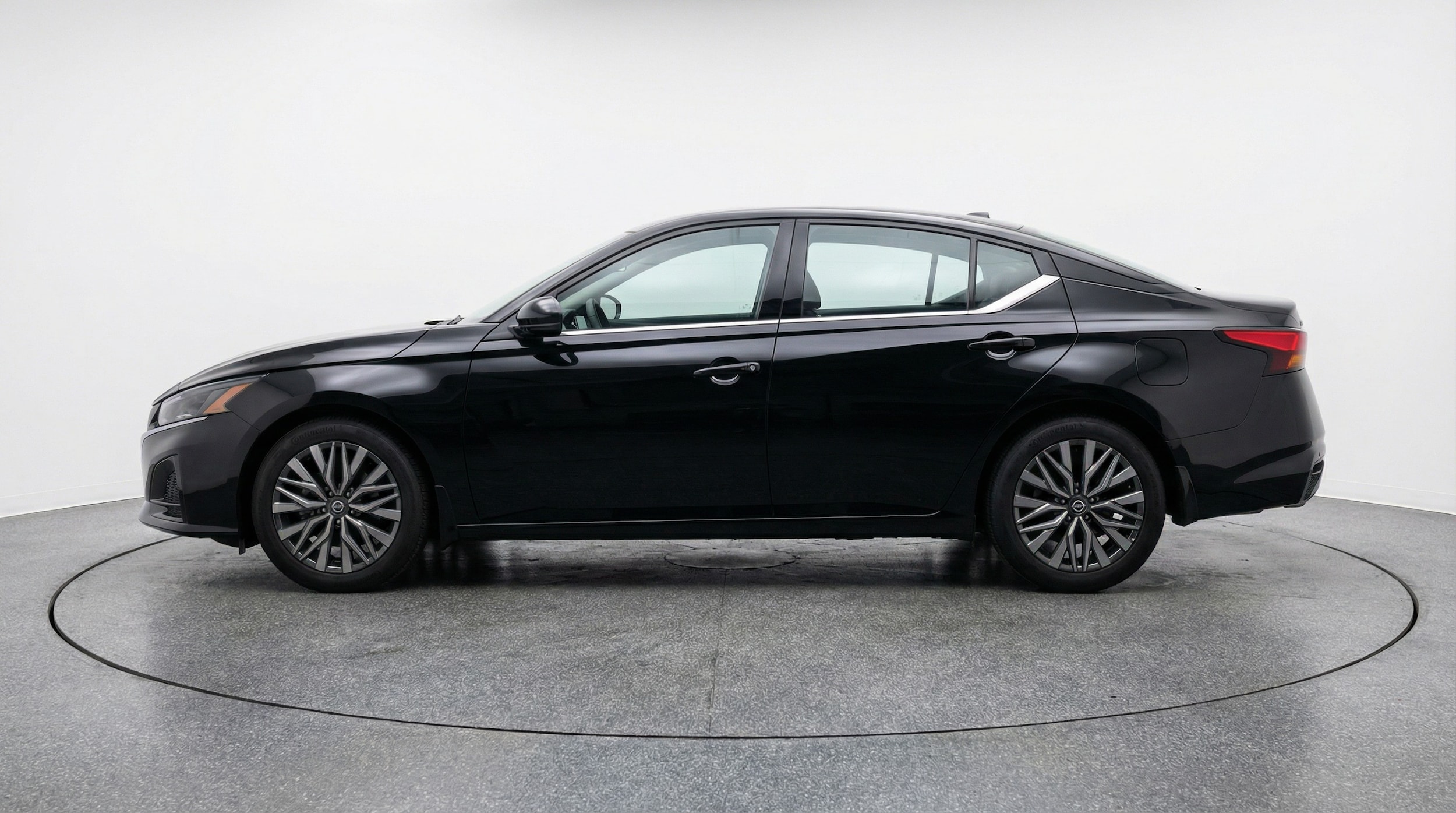 Thumbnail: 2025 Nissan Altima - 4