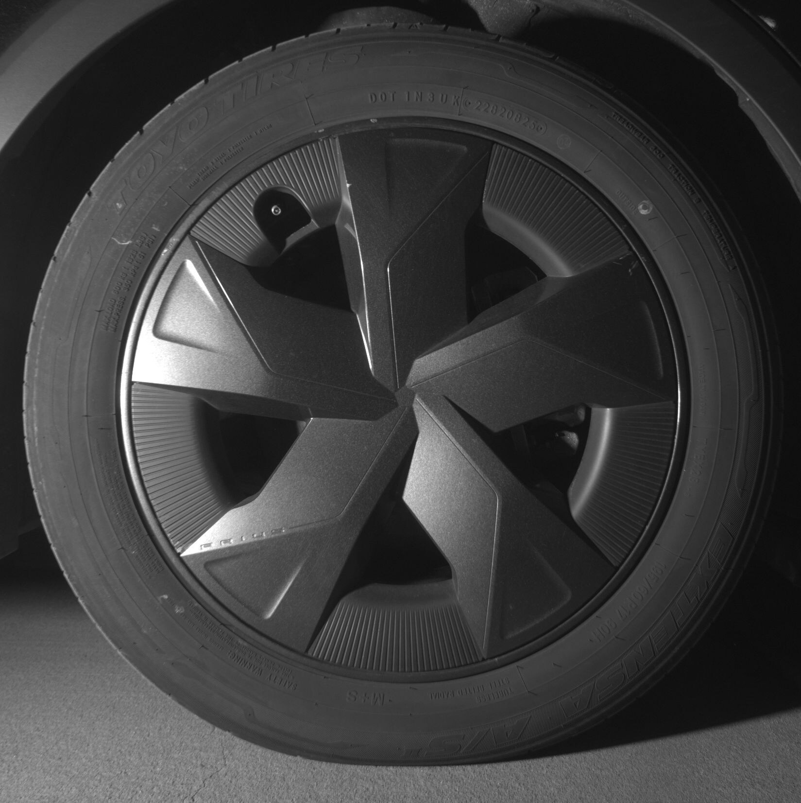 Thumbnail: 2025 Toyota Prius - 10