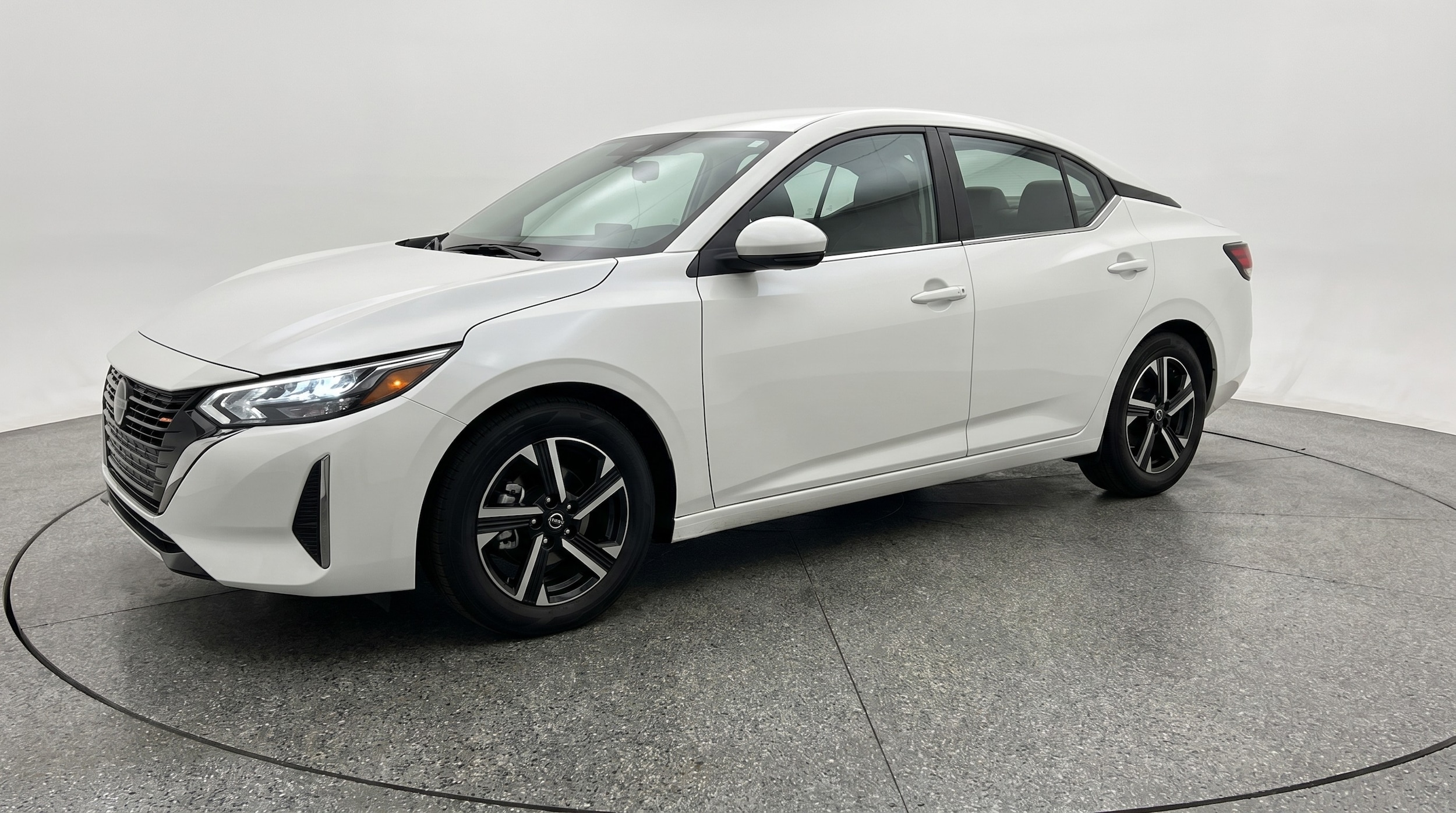 Thumbnail: 2025 Nissan Sentra - 3