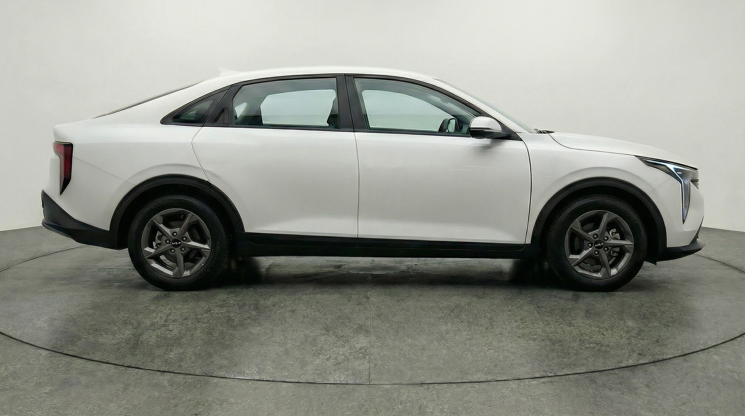 Thumbnail: 2025 Kia K4 - 8