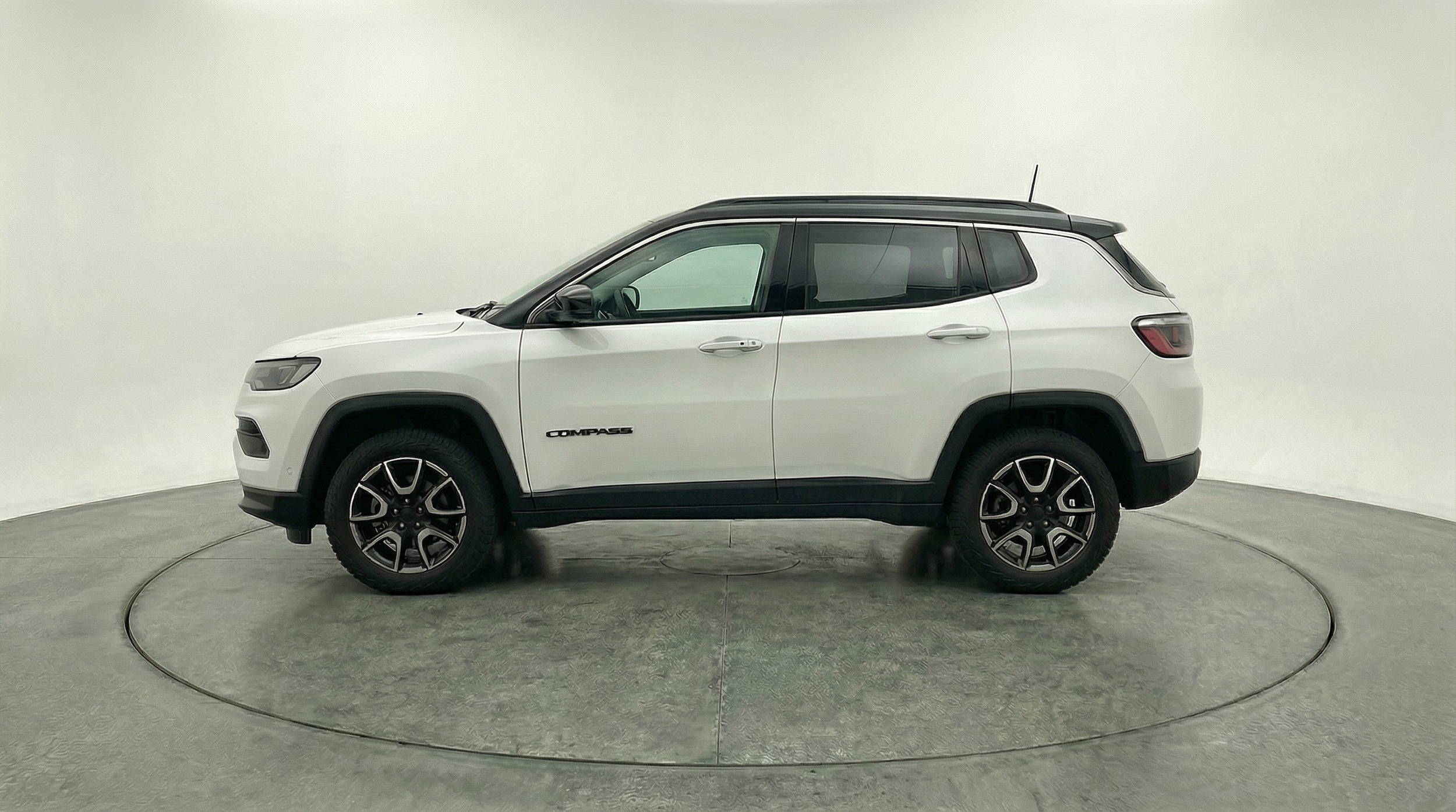 Thumbnail: 2025 Jeep Compass - 4