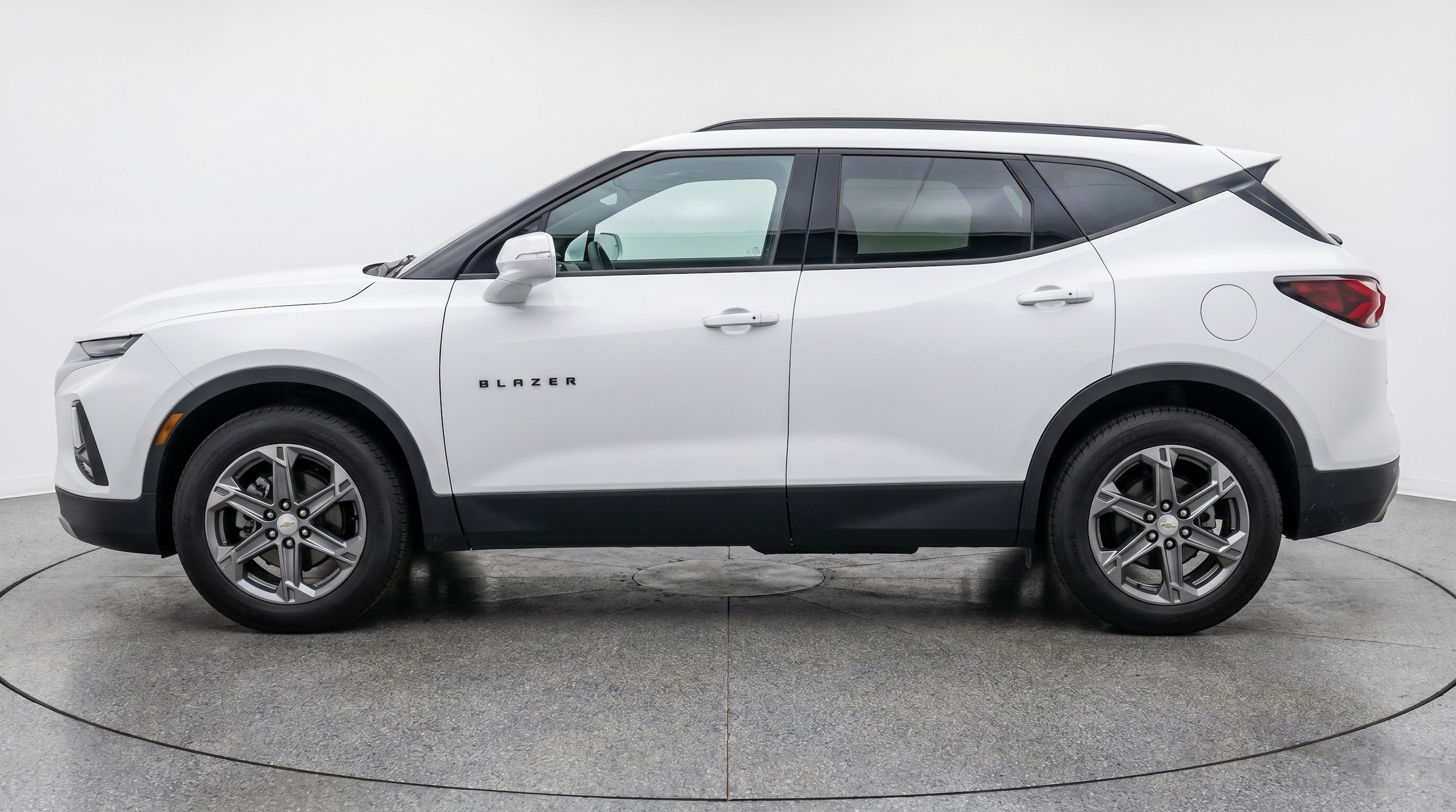 Thumbnail: 2025 Chevrolet Blazer - 4