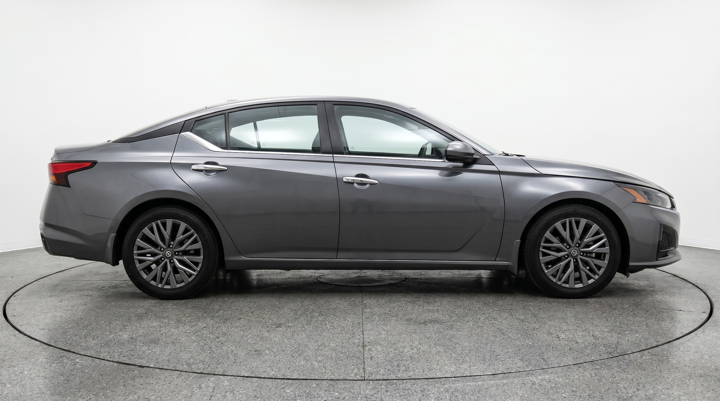 Thumbnail: 2025 Nissan Altima - 8