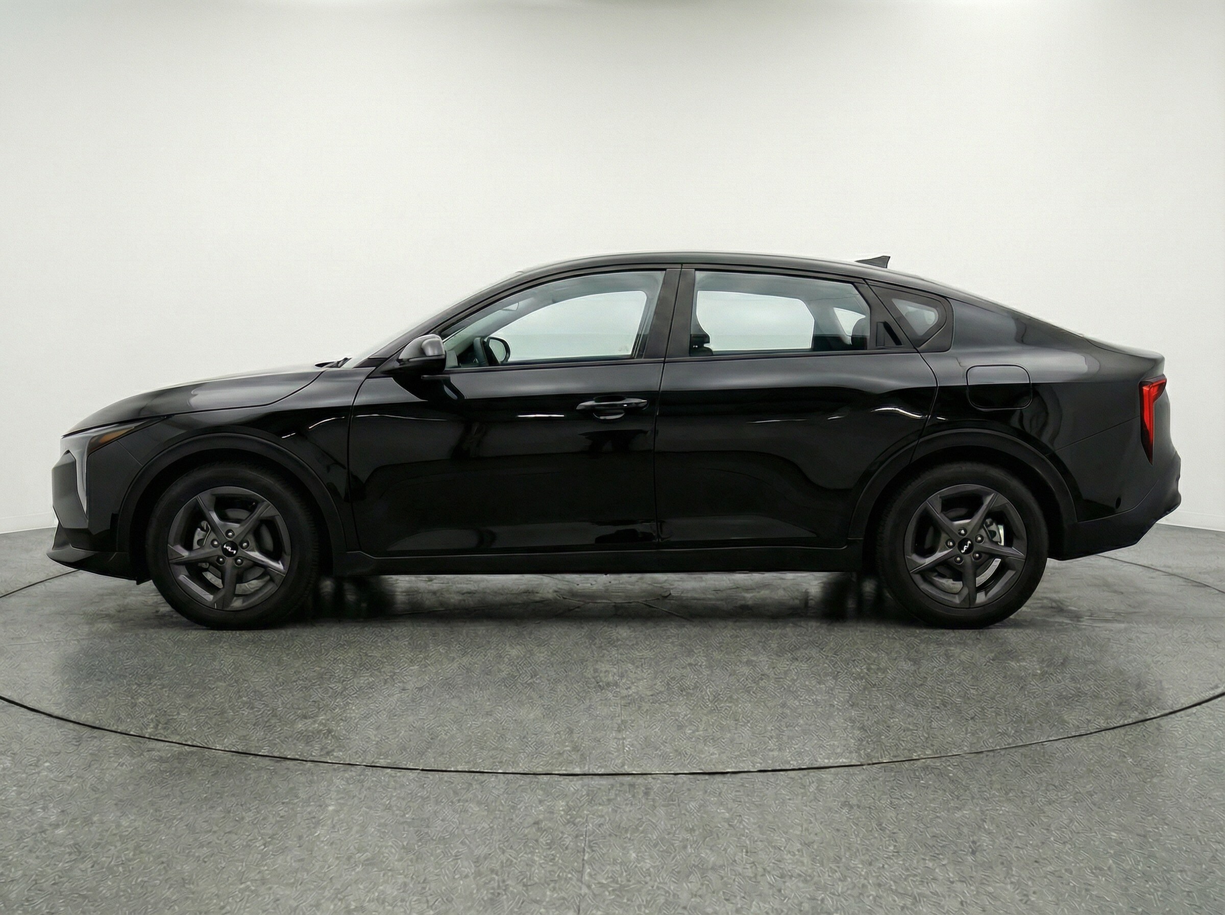 Thumbnail: 2025 Kia K4 - 4