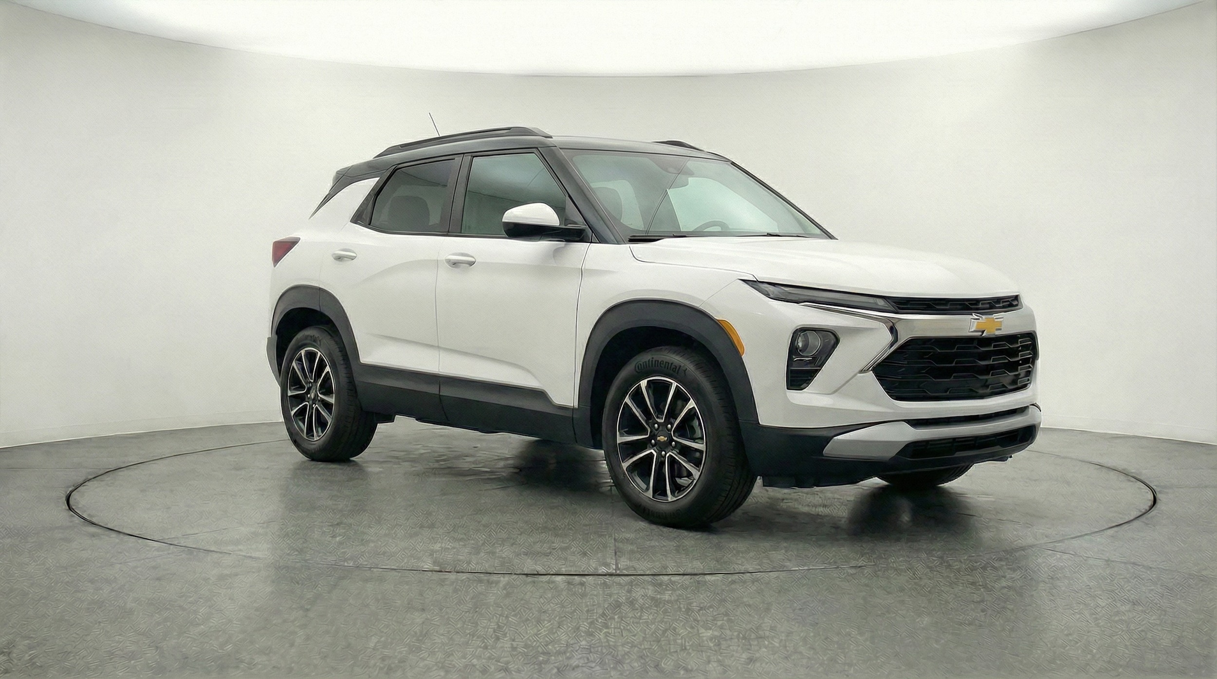 Thumbnail: 2025 Chevrolet TrailBlazer - 1