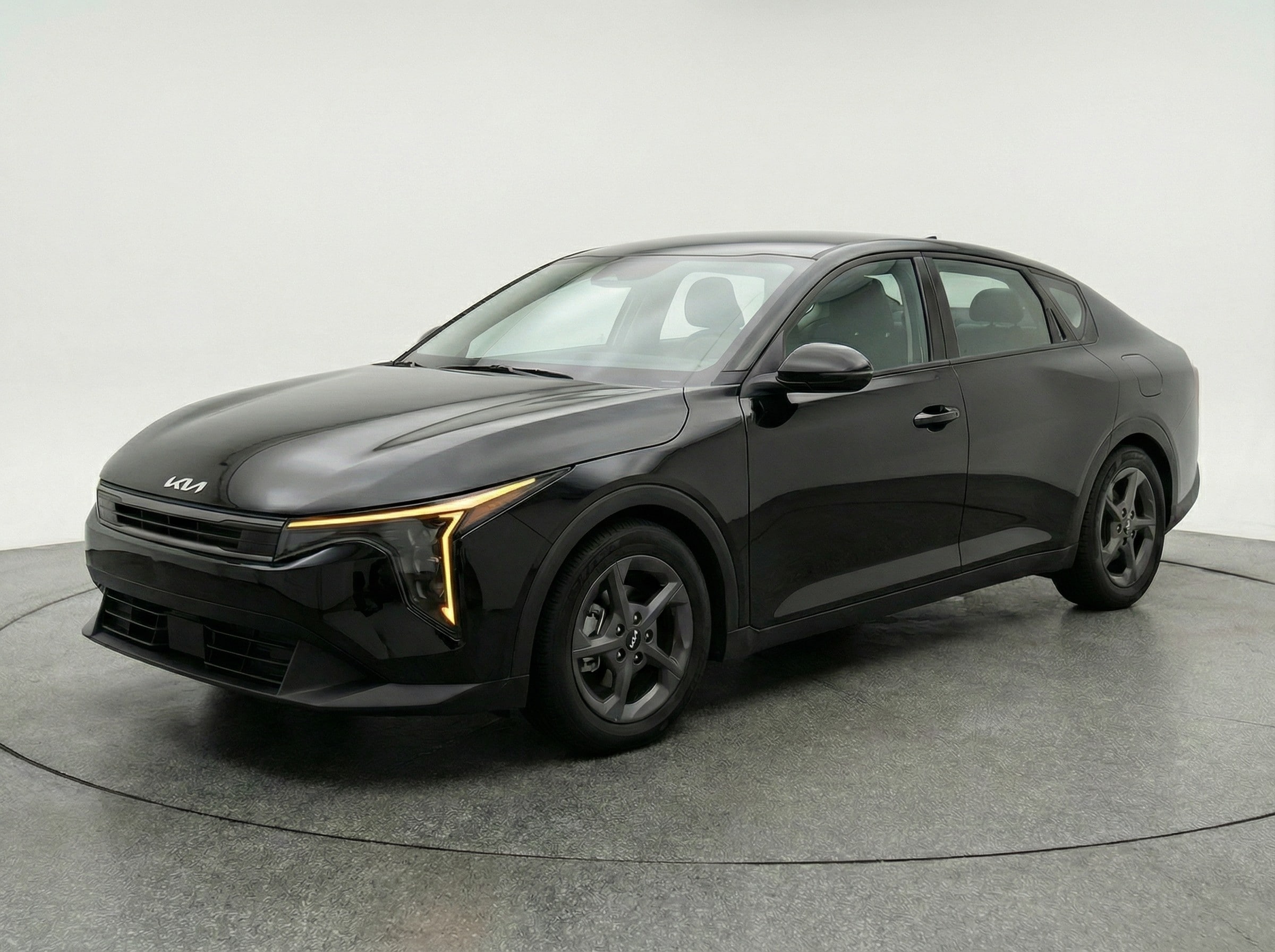 Thumbnail: 2025 Kia K4 - 3