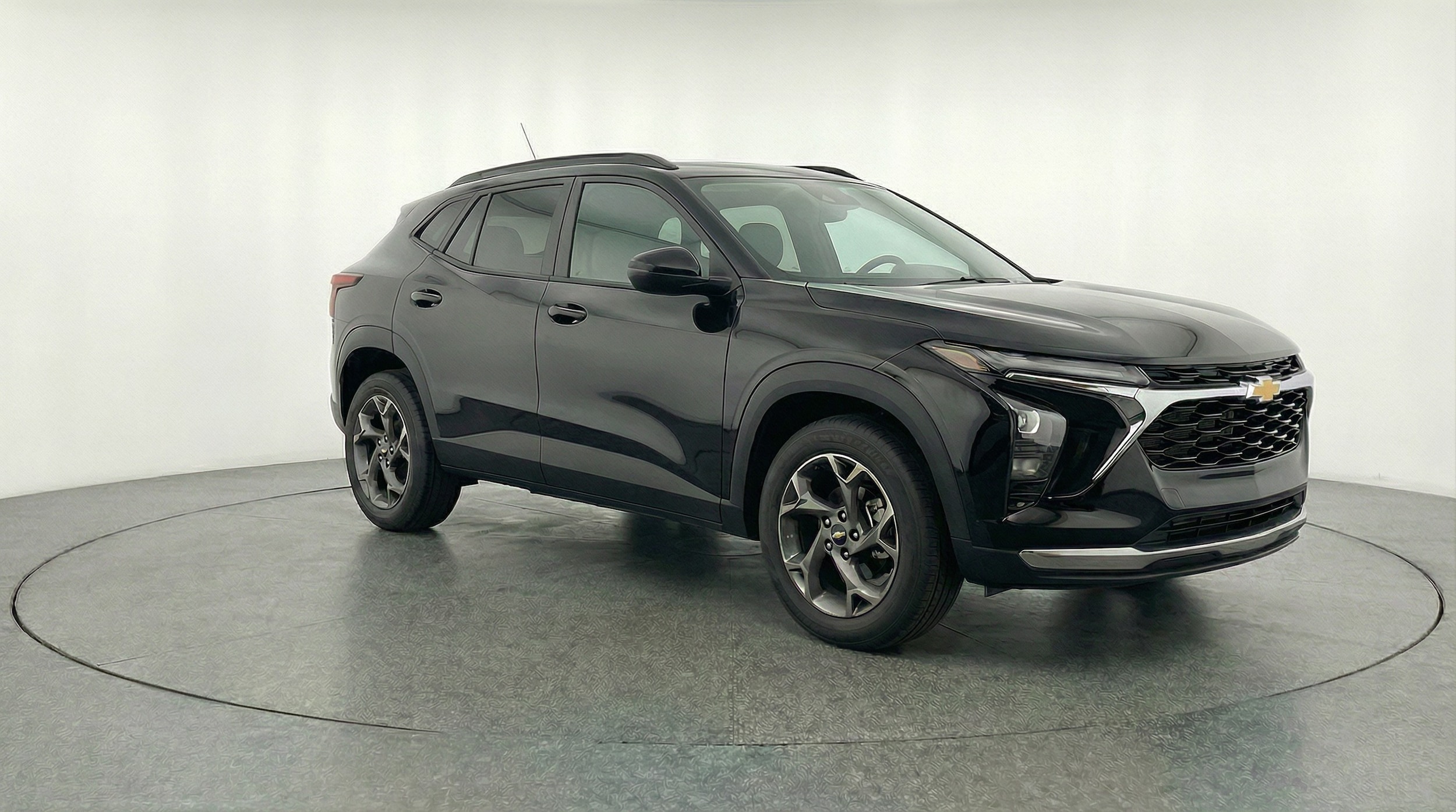 Thumbnail: 2025 Chevrolet Trax - 1