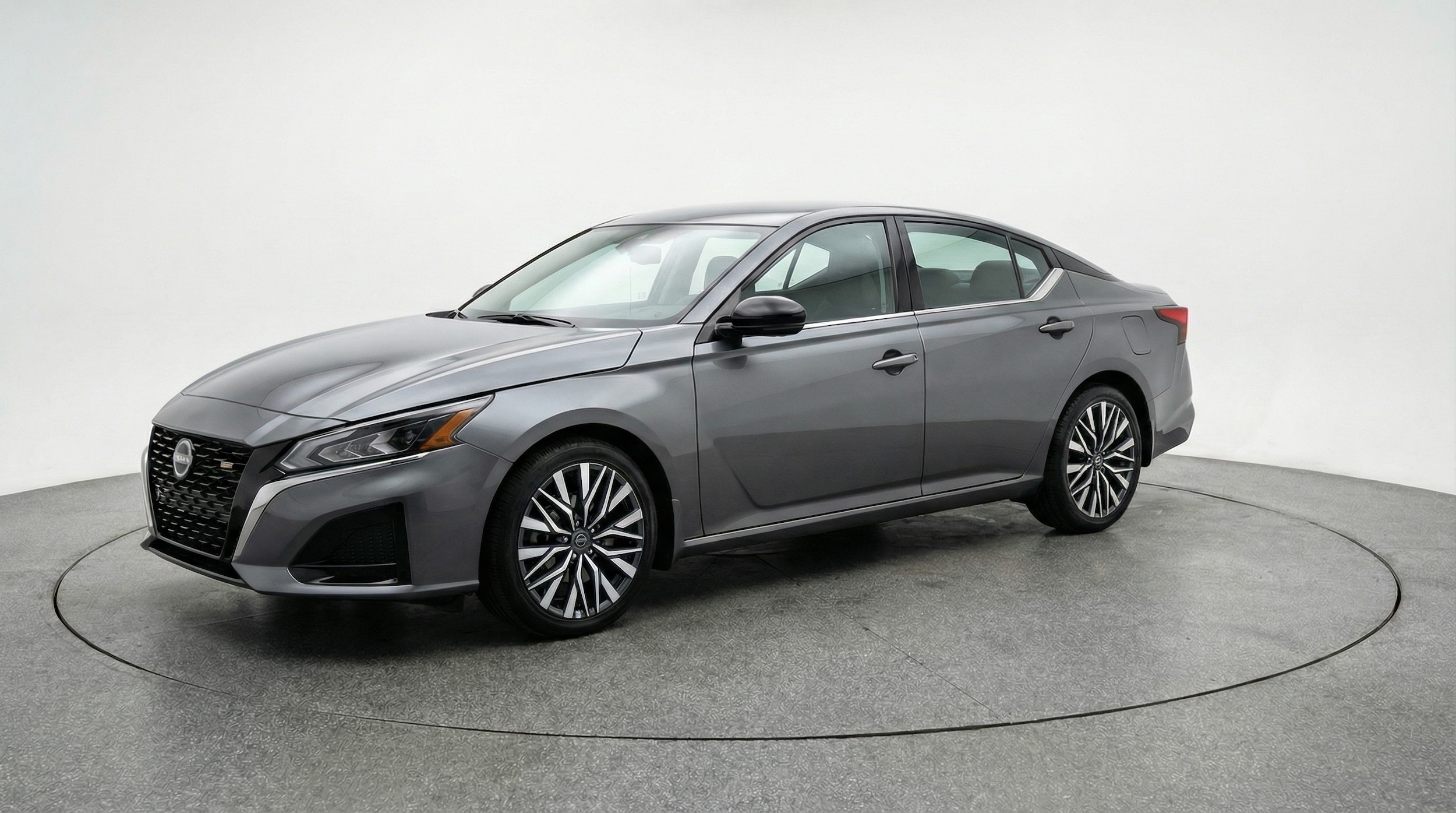 Thumbnail: 2025 Nissan Altima - 3