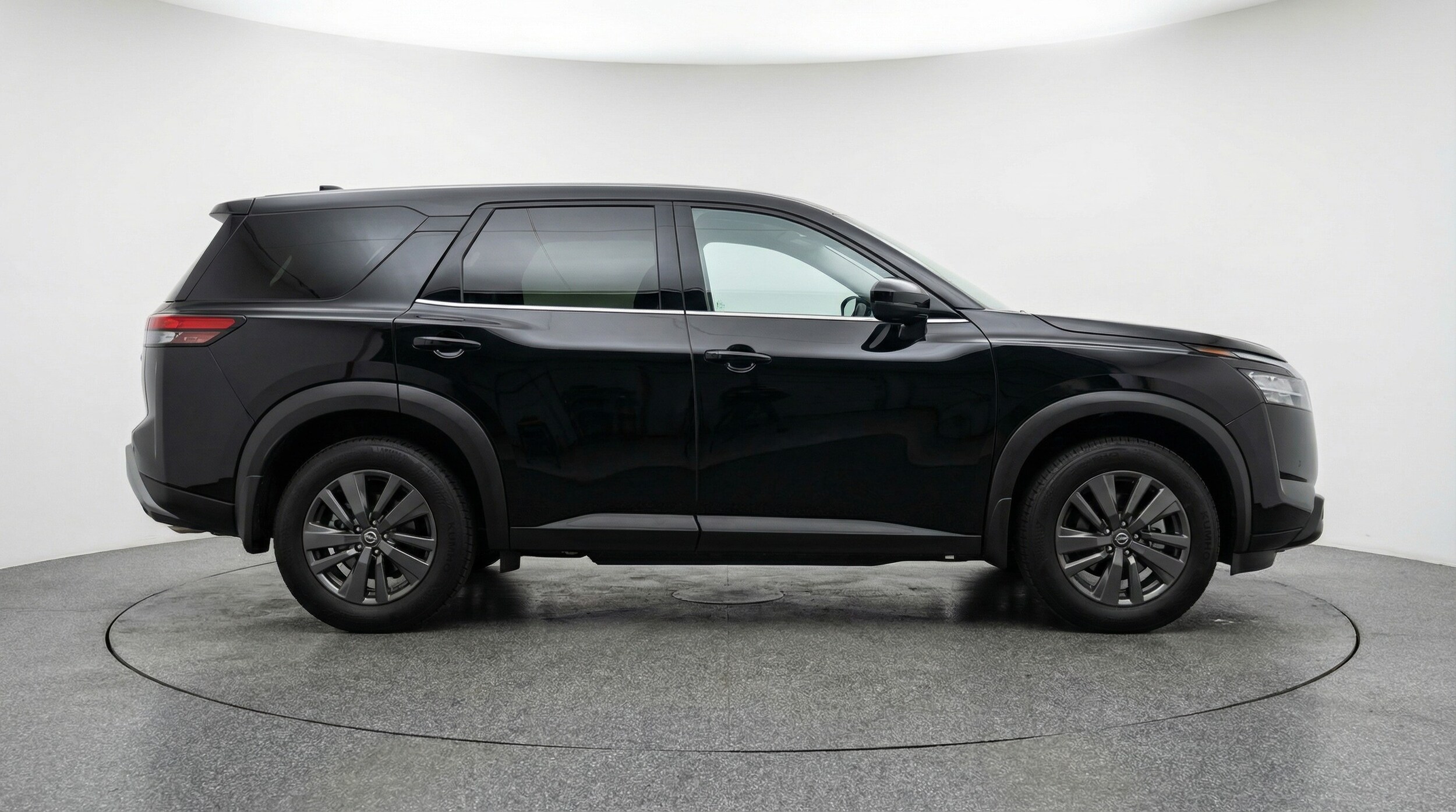 Thumbnail: 2025 Nissan Pathfinder - 8