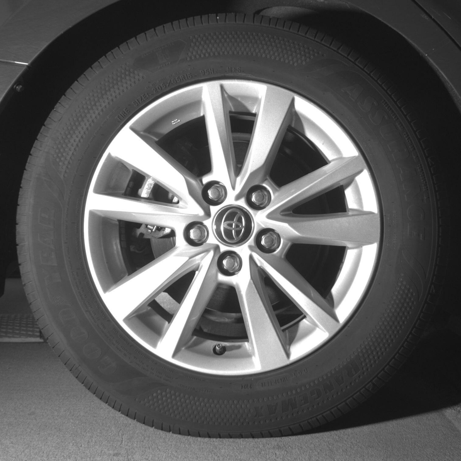 Thumbnail: 2025 Toyota Camry - 12