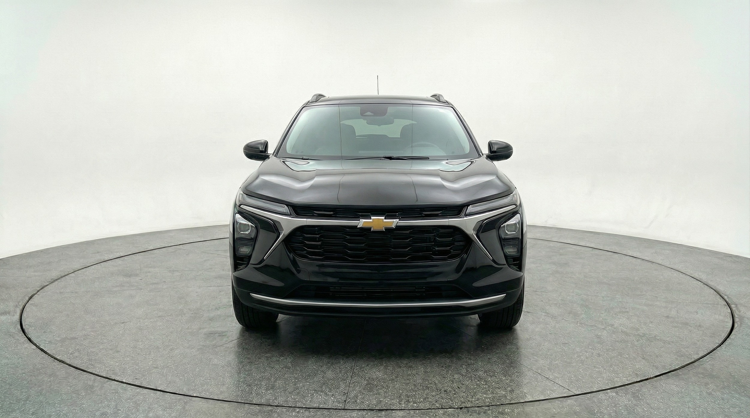 Thumbnail: 2025 Chevrolet Trax - 2