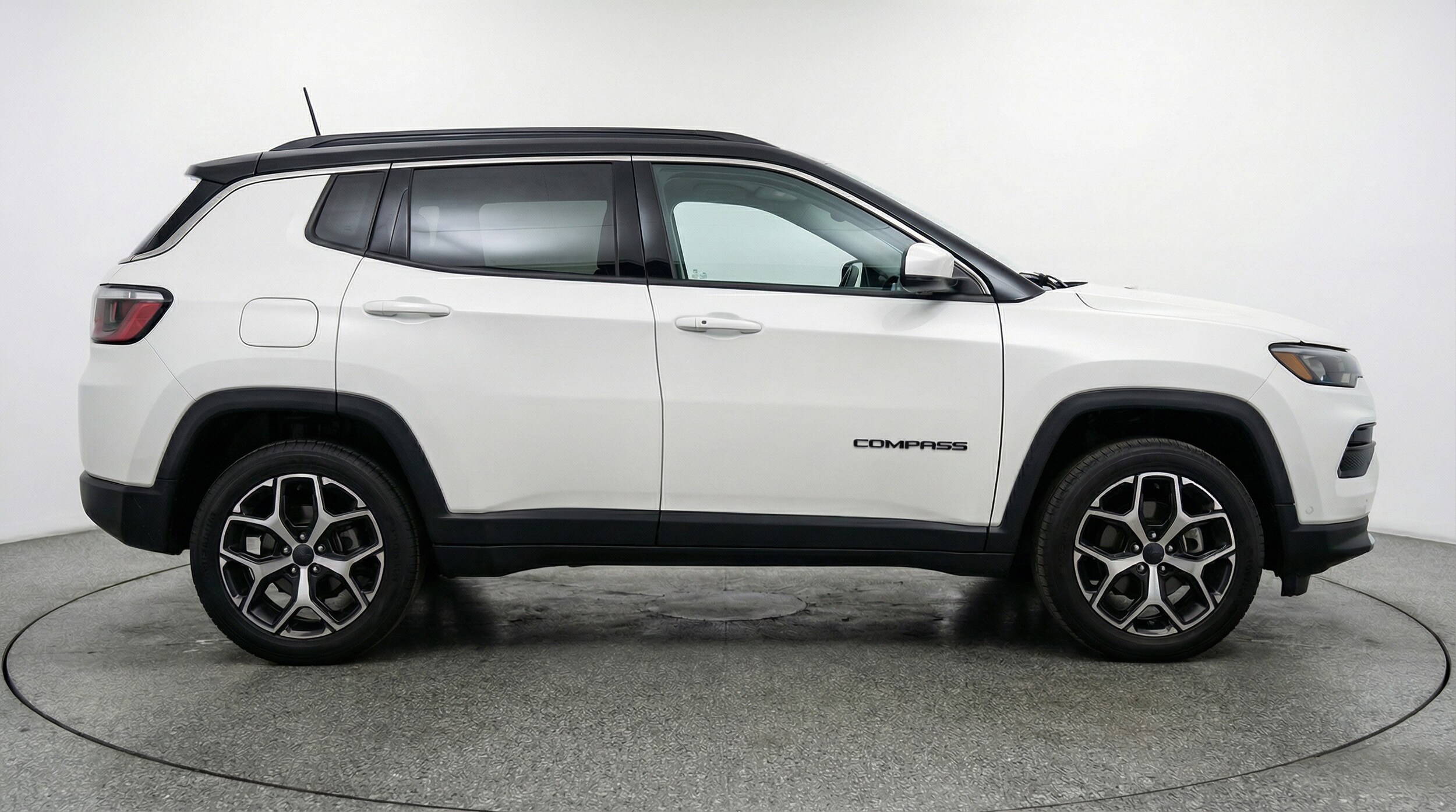 Thumbnail: 2025 Jeep Compass - 8