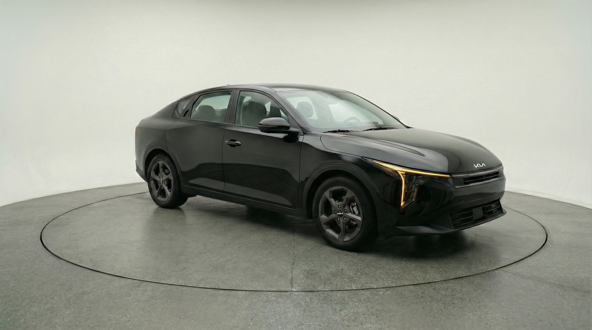 Thumbnail: 2025 Kia K4 - 1