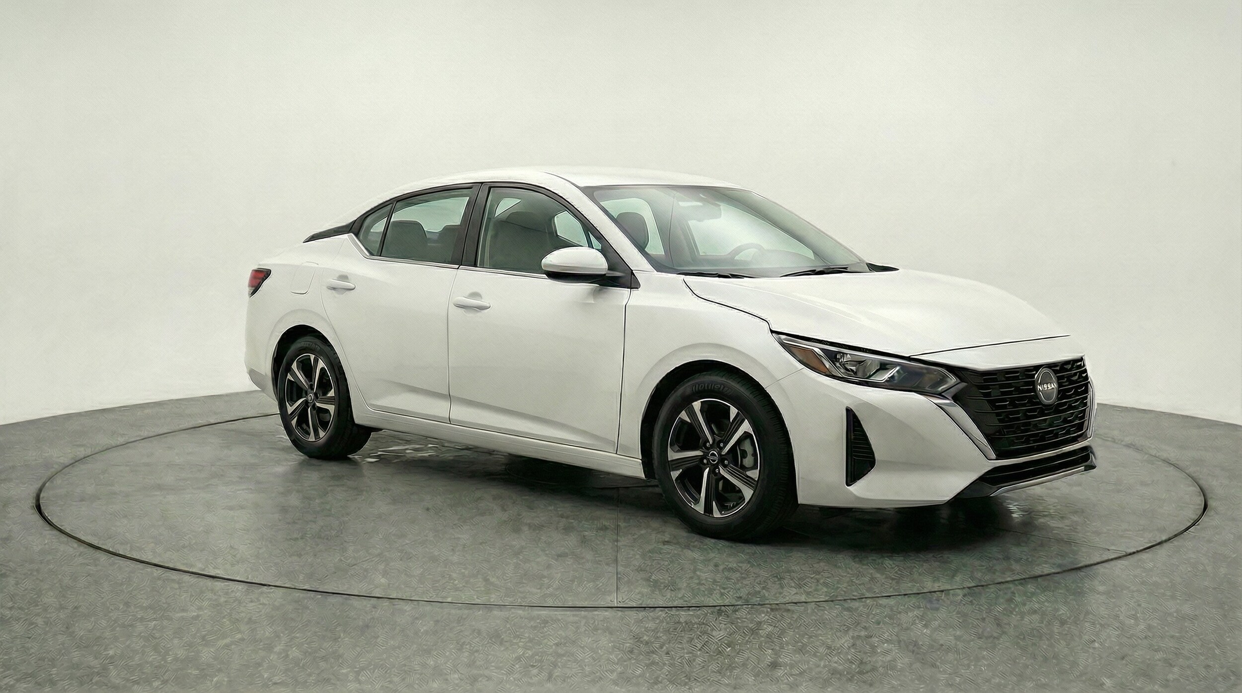 Thumbnail: 2025 Nissan Sentra - 1