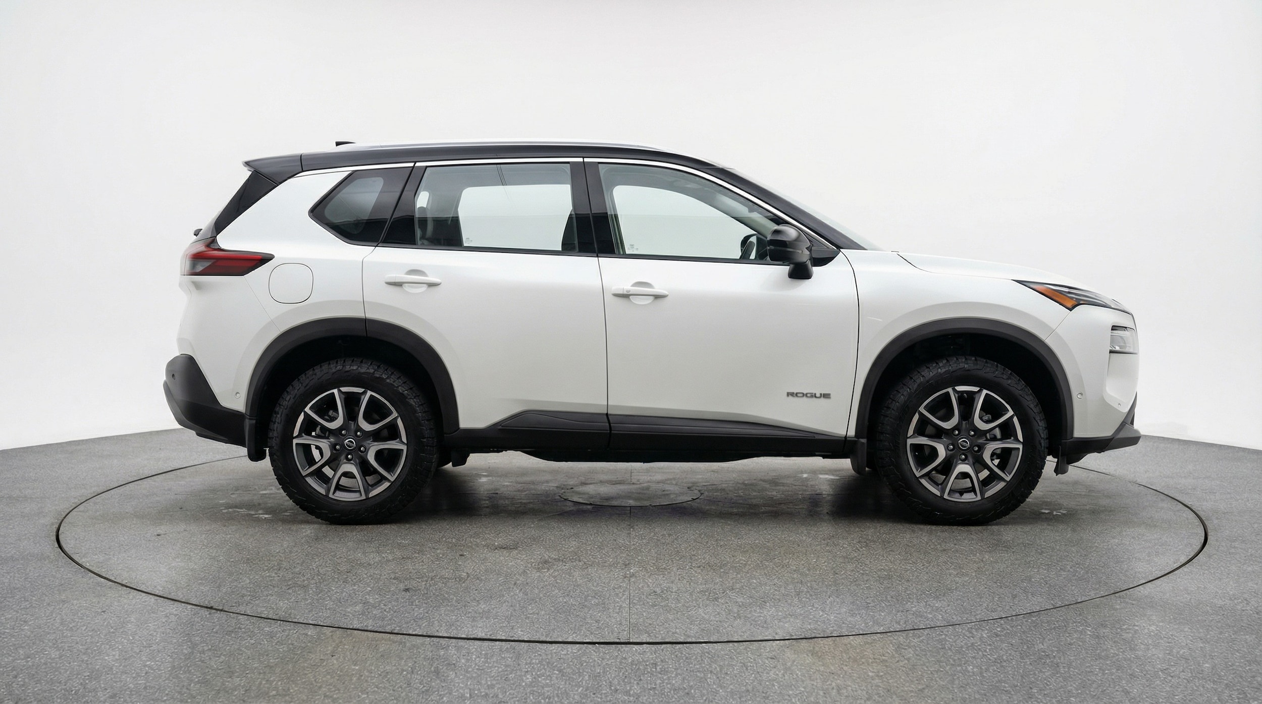 Thumbnail: 2025 Nissan Rogue - 8