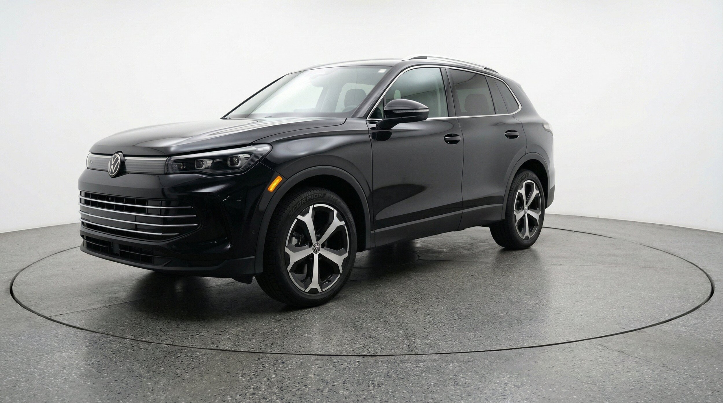 Thumbnail: 2026 Volkswagen Tiguan - 3