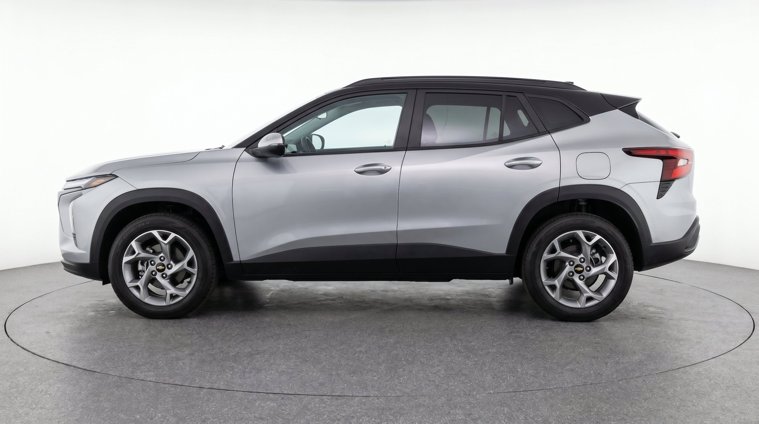 Thumbnail: 2025 Chevrolet Trax - 5