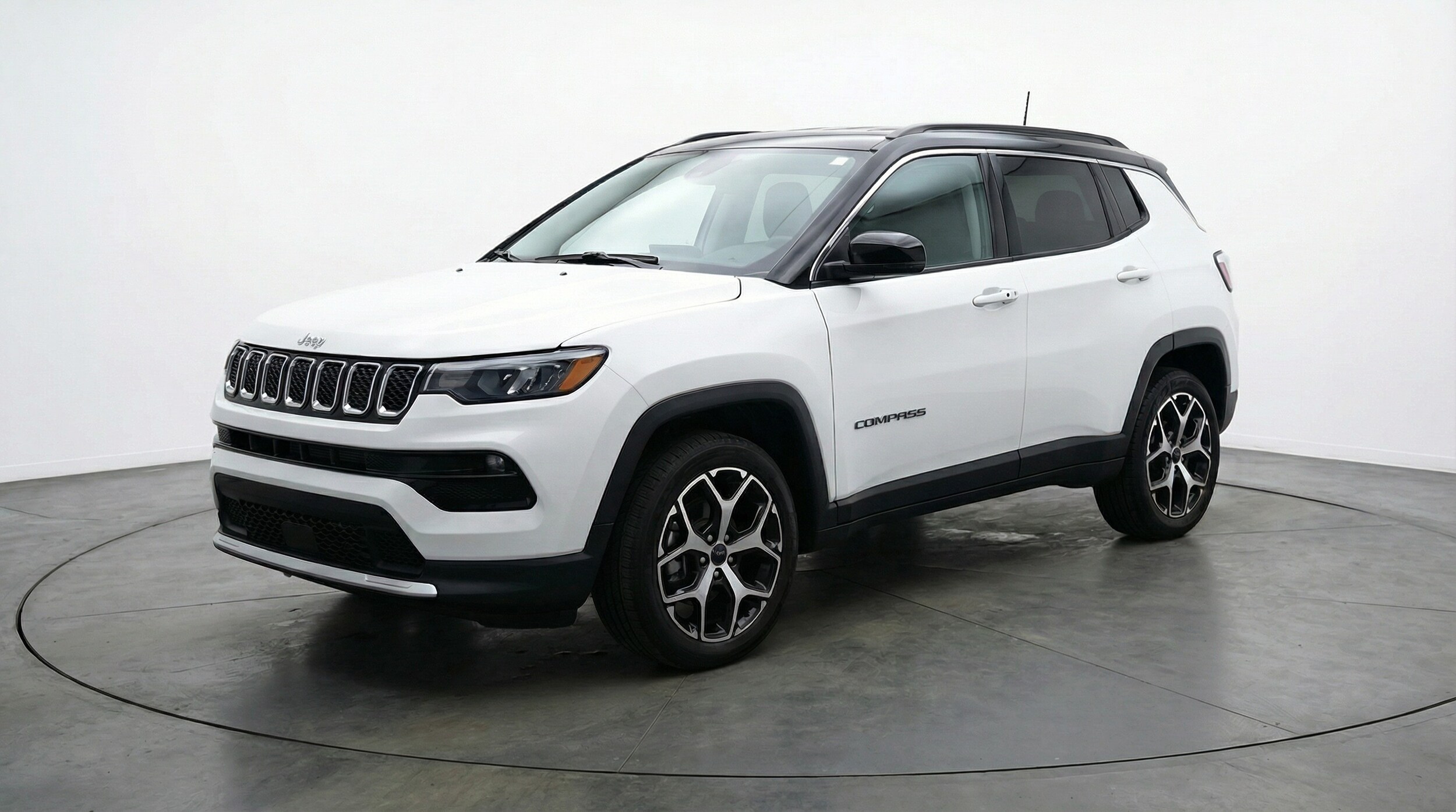 Thumbnail: 2025 Jeep Compass - 3