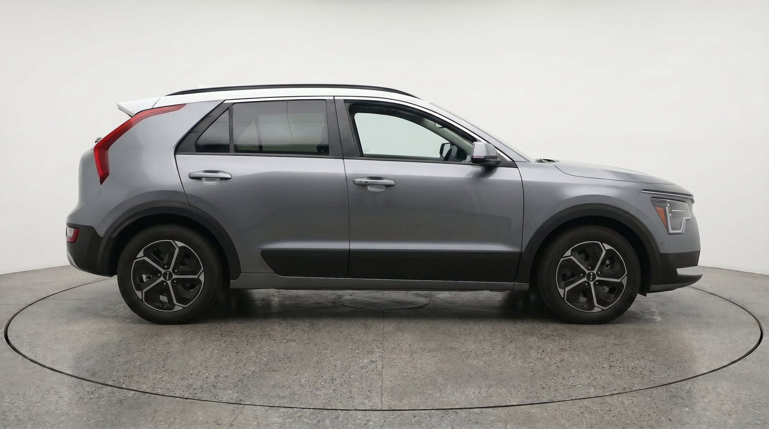 Thumbnail: 2026 Kia Niro - 11