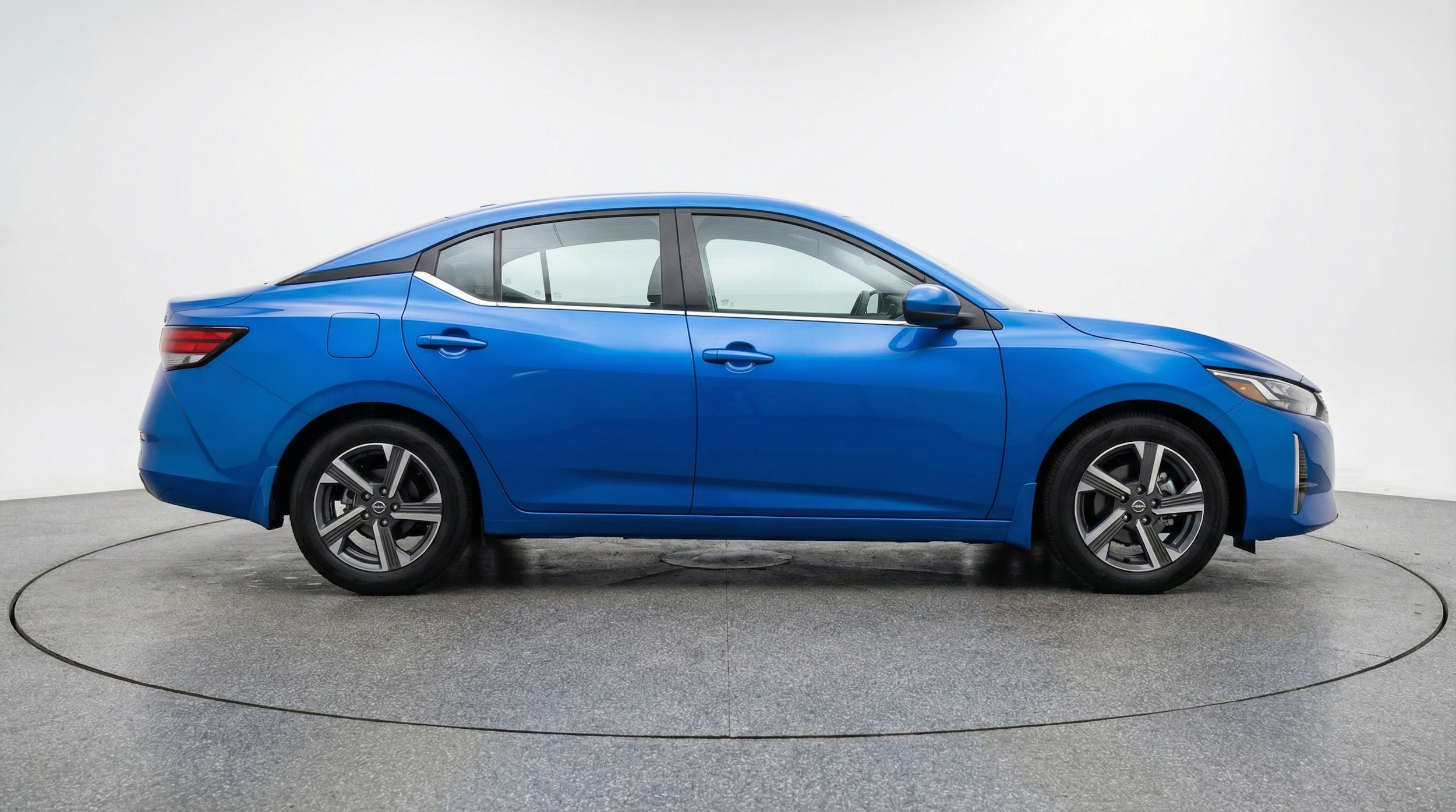 Thumbnail: 2025 Nissan Sentra - 8