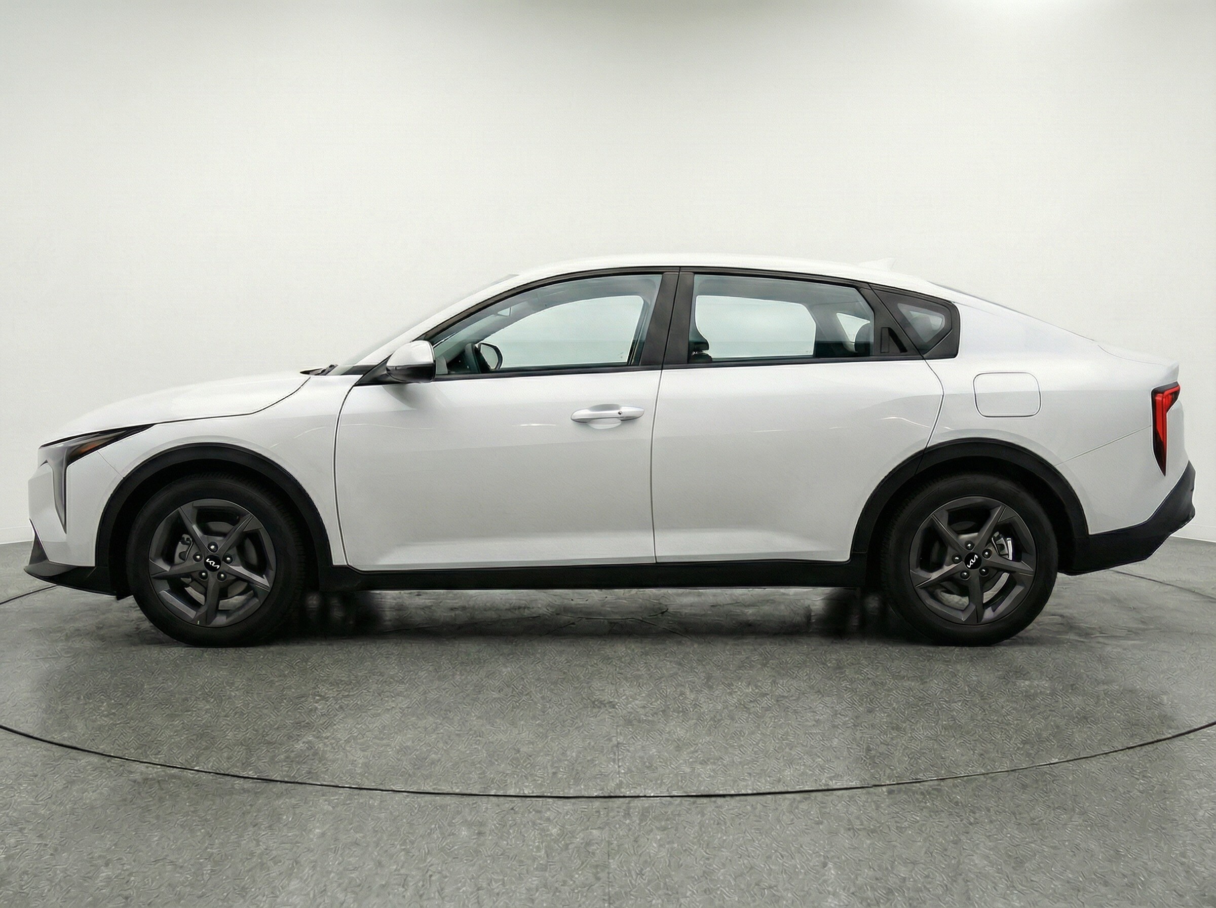 Thumbnail: 2025 Kia K4 - 4