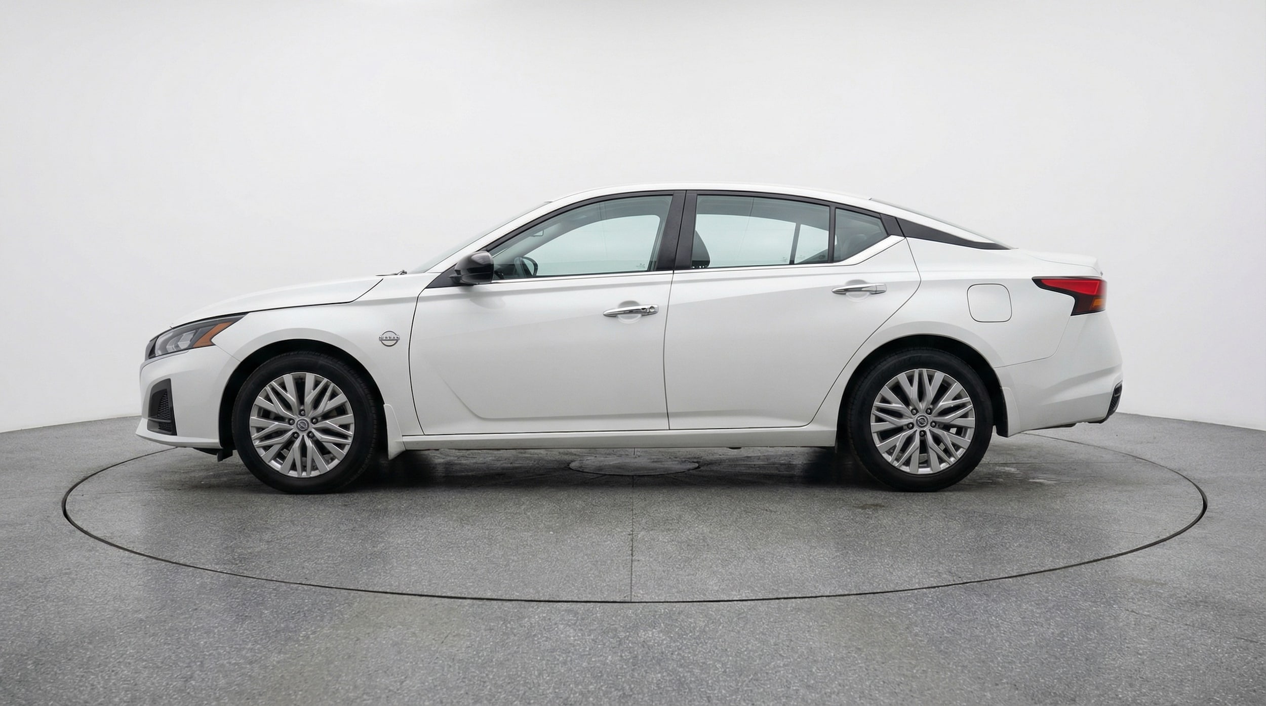 Thumbnail: 2025 Nissan Altima - 4