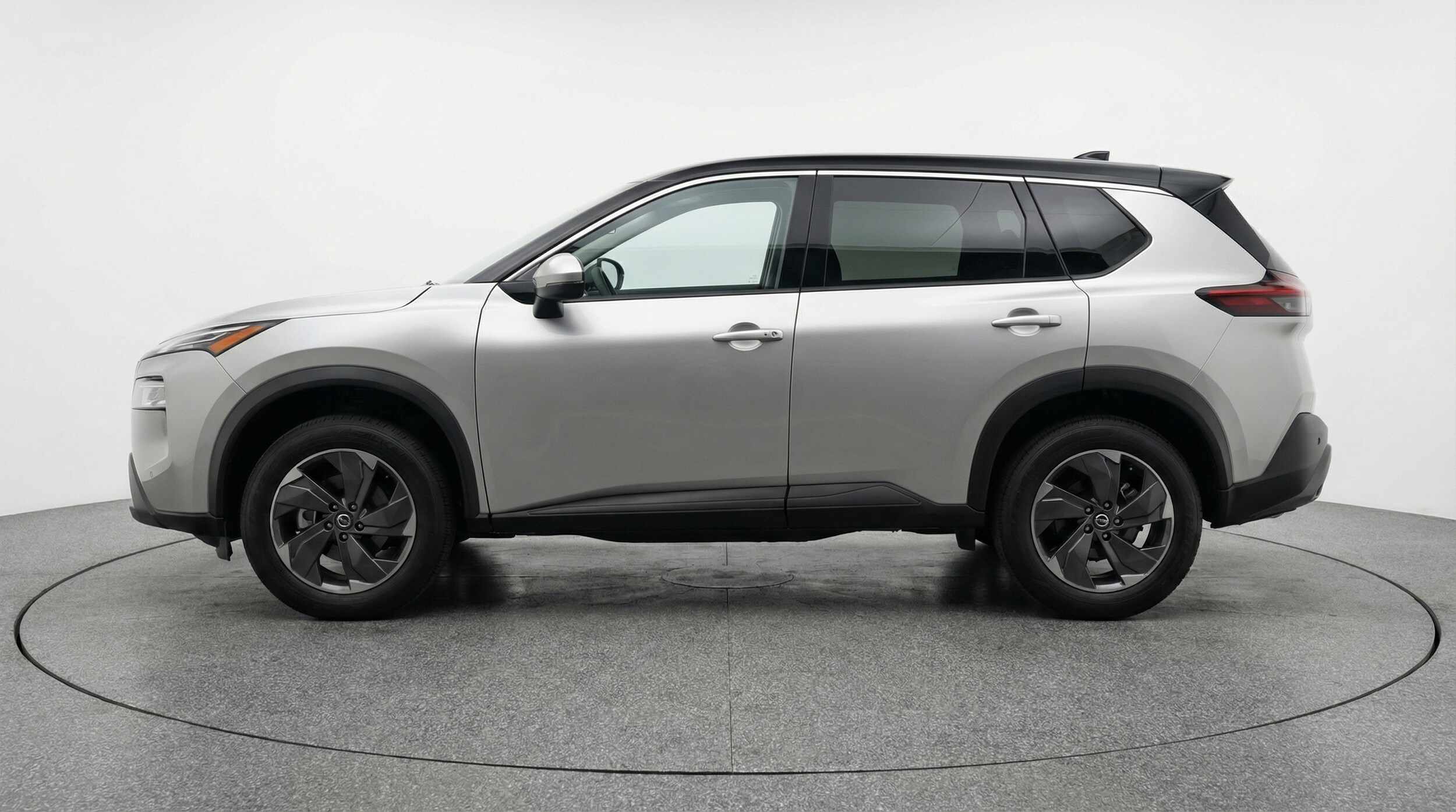 Thumbnail: 2025 Nissan Rogue - 4