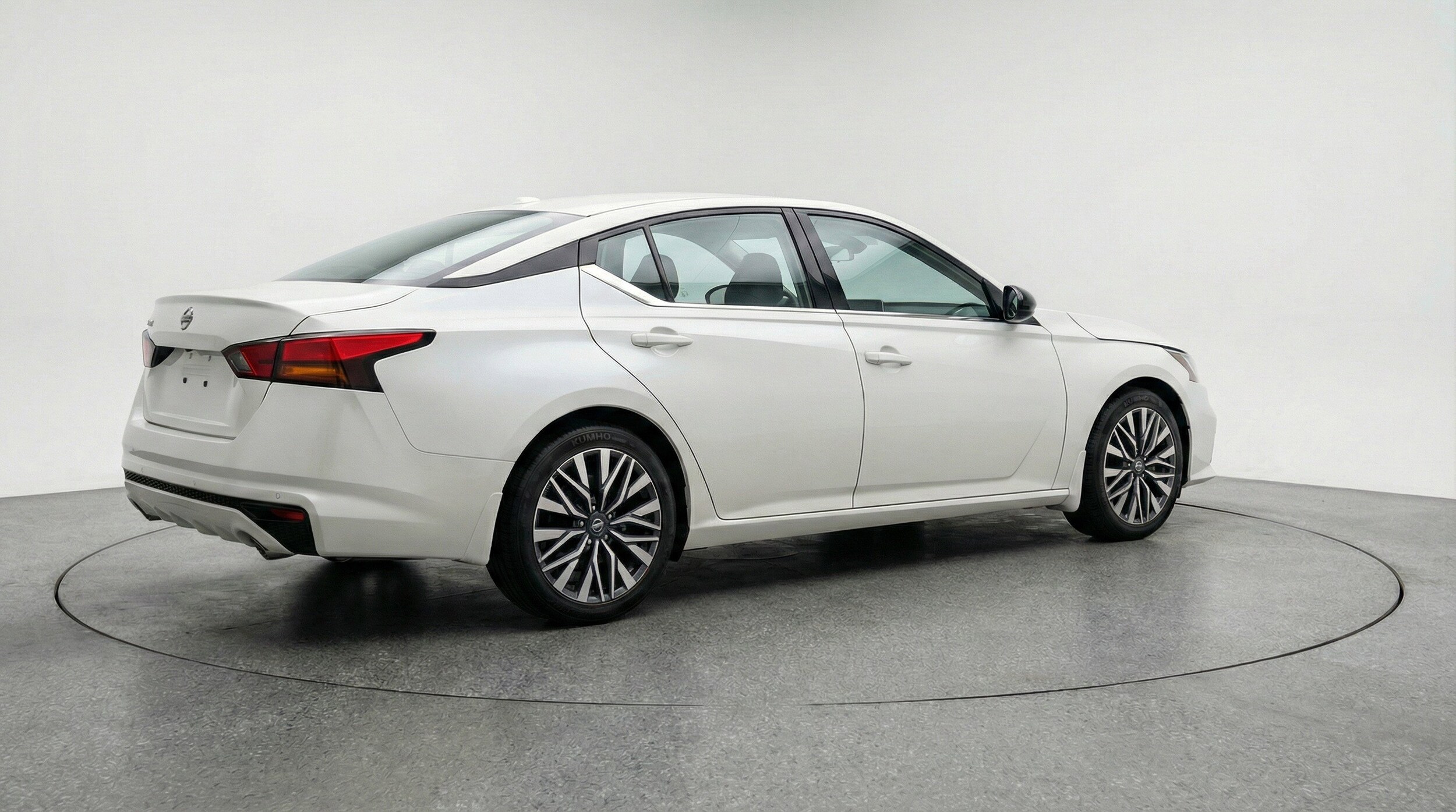 Thumbnail: 2025 Nissan Altima - 9
