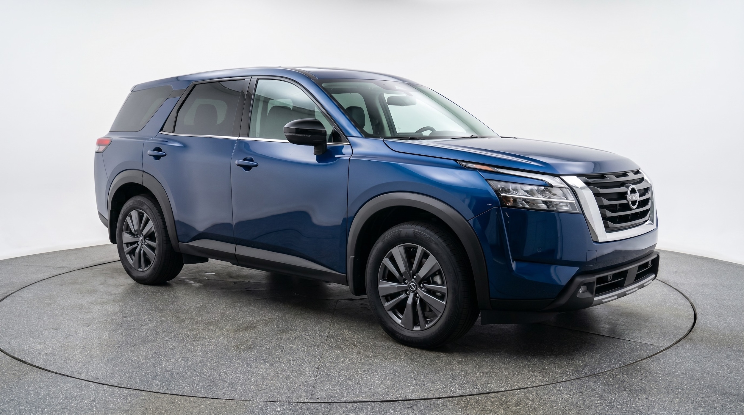 Thumbnail: 2025 Nissan Pathfinder - 1