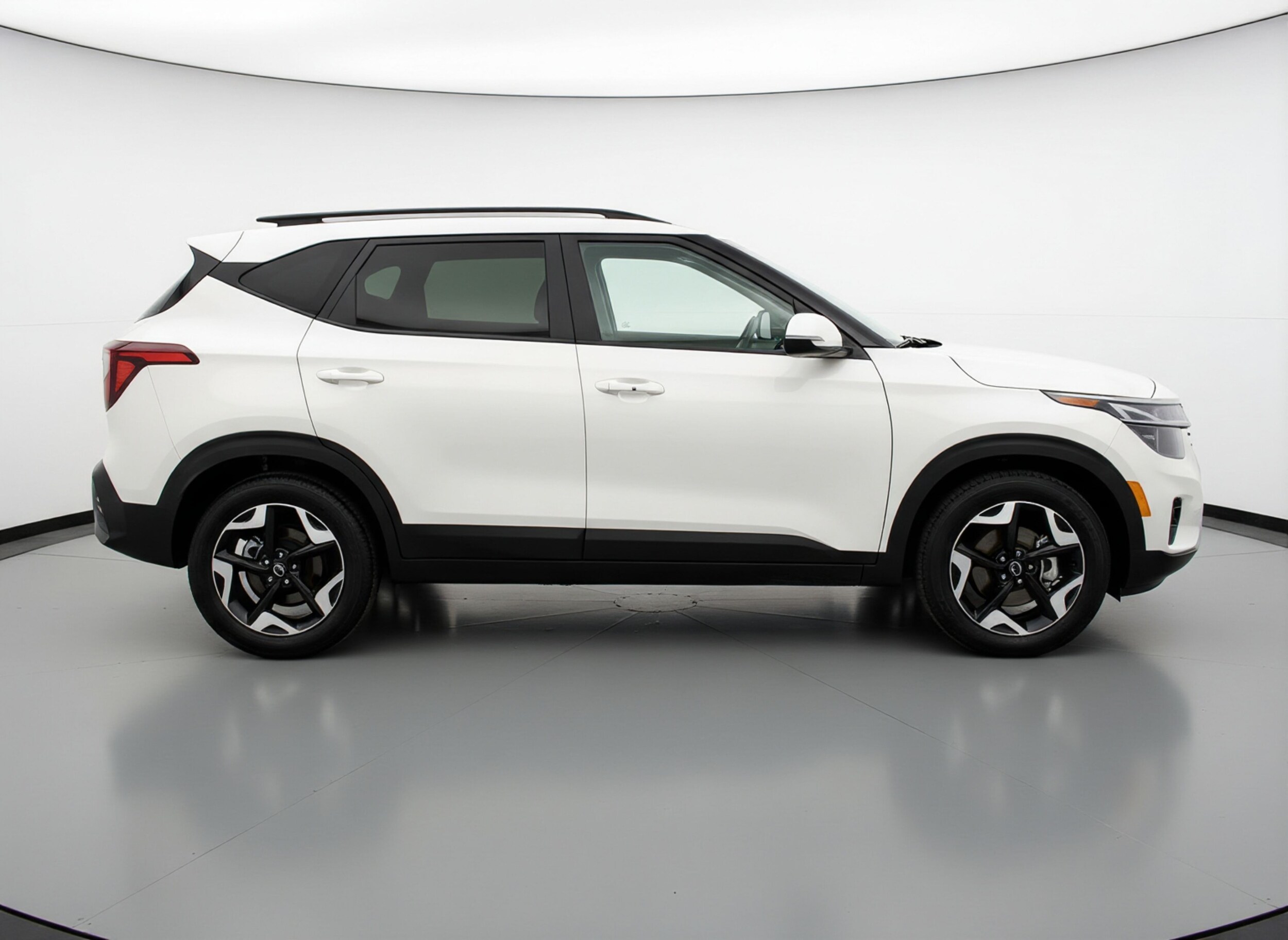 Thumbnail: 2025 Kia Seltos - 8