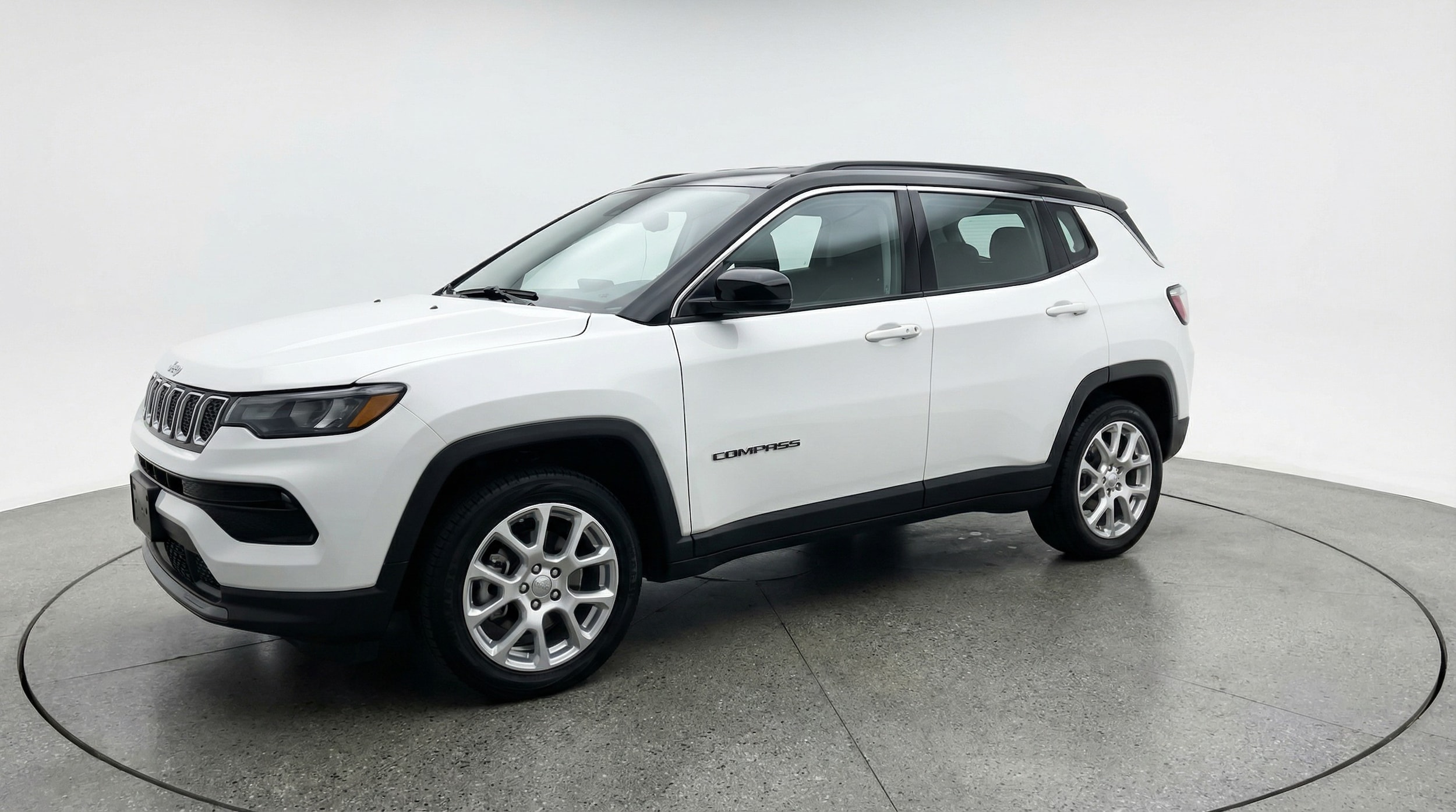 Thumbnail: 2025 Jeep Compass - 3