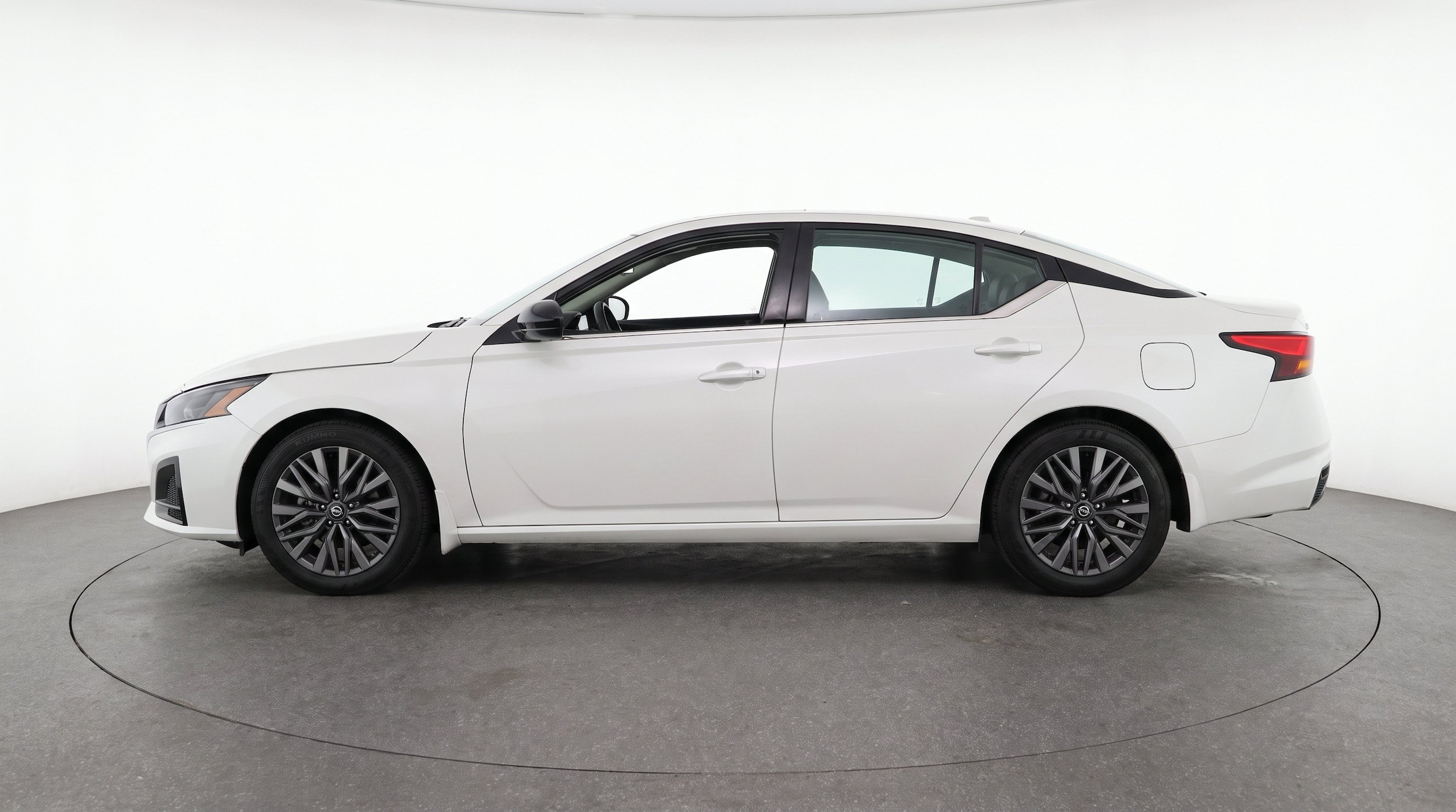 Thumbnail: 2026 Nissan Altima - 5