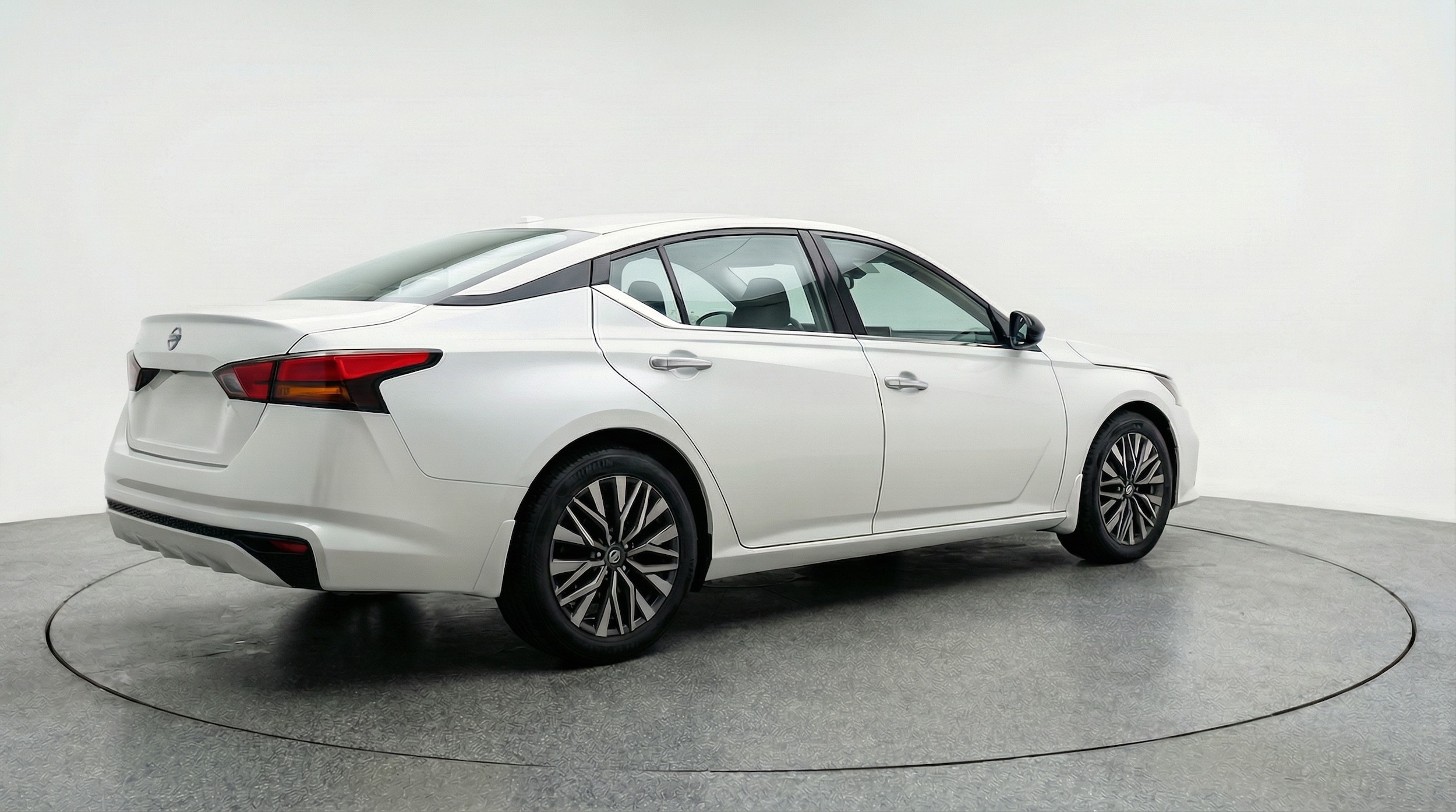 Thumbnail: 2025 Nissan Altima - 7