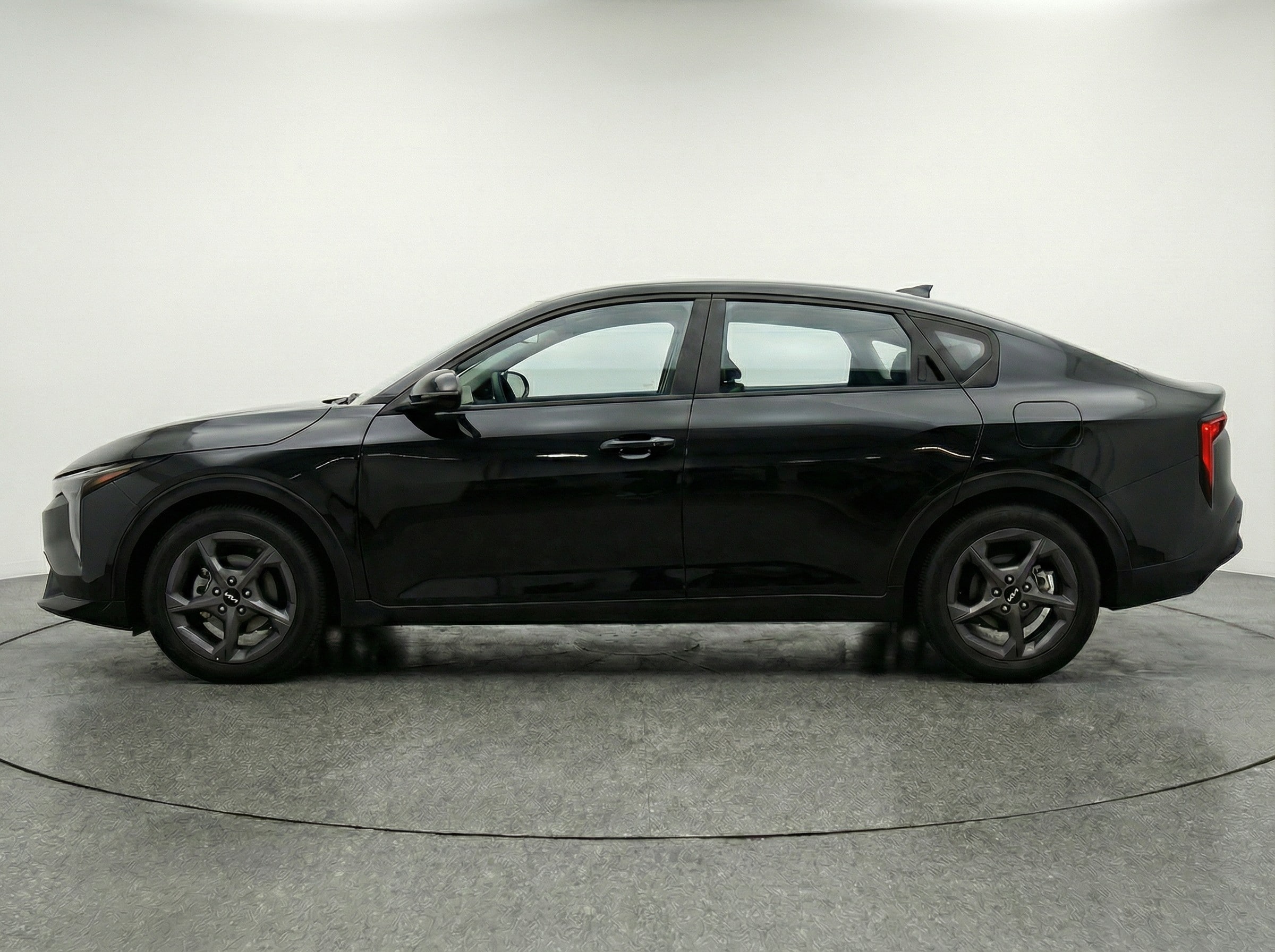 Thumbnail: 2025 Kia K4 - 4