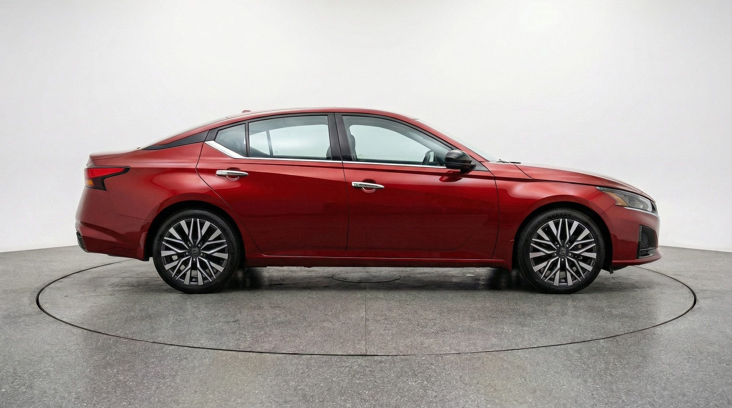 Thumbnail: 2025 Nissan Altima - 8