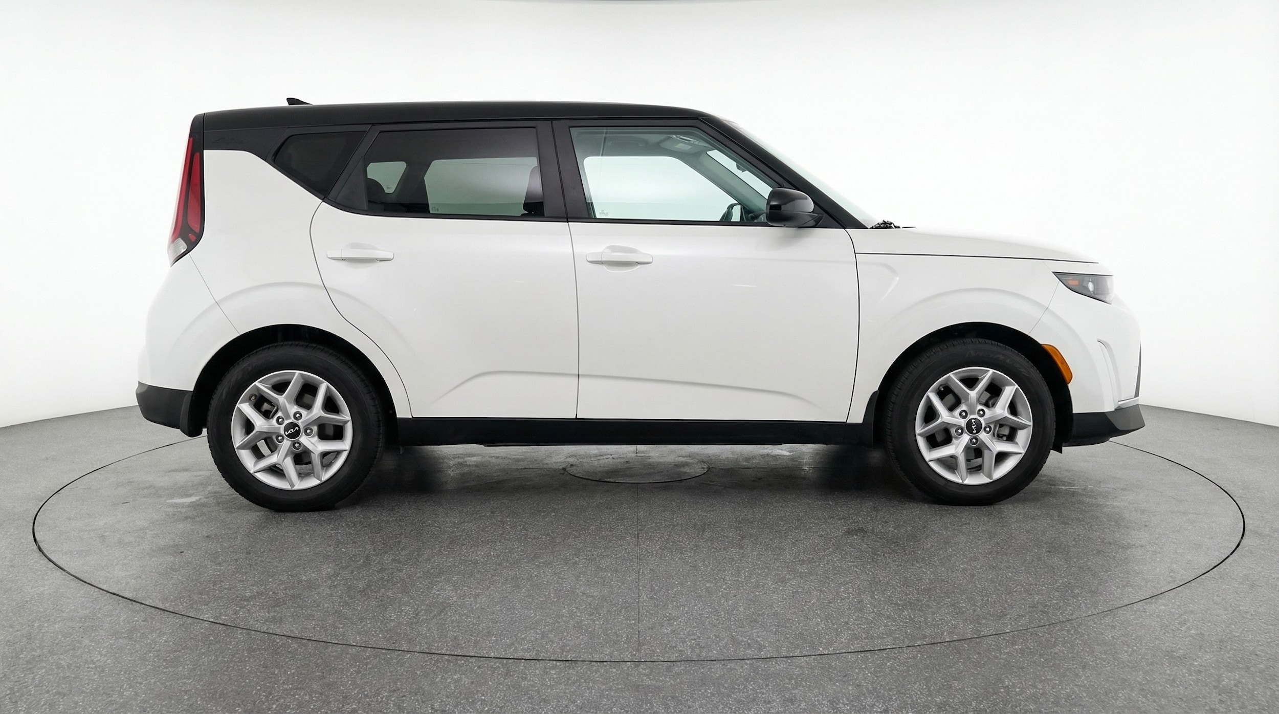 Thumbnail: 2025 Kia Soul - 8