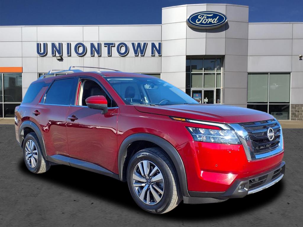 2023 Nissan Pathfinder SL