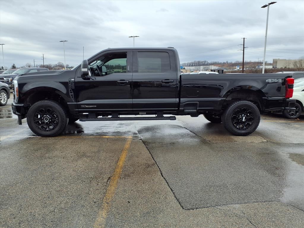 Used 2024 Ford F-350 Super Duty XLT Truck Crew Cab