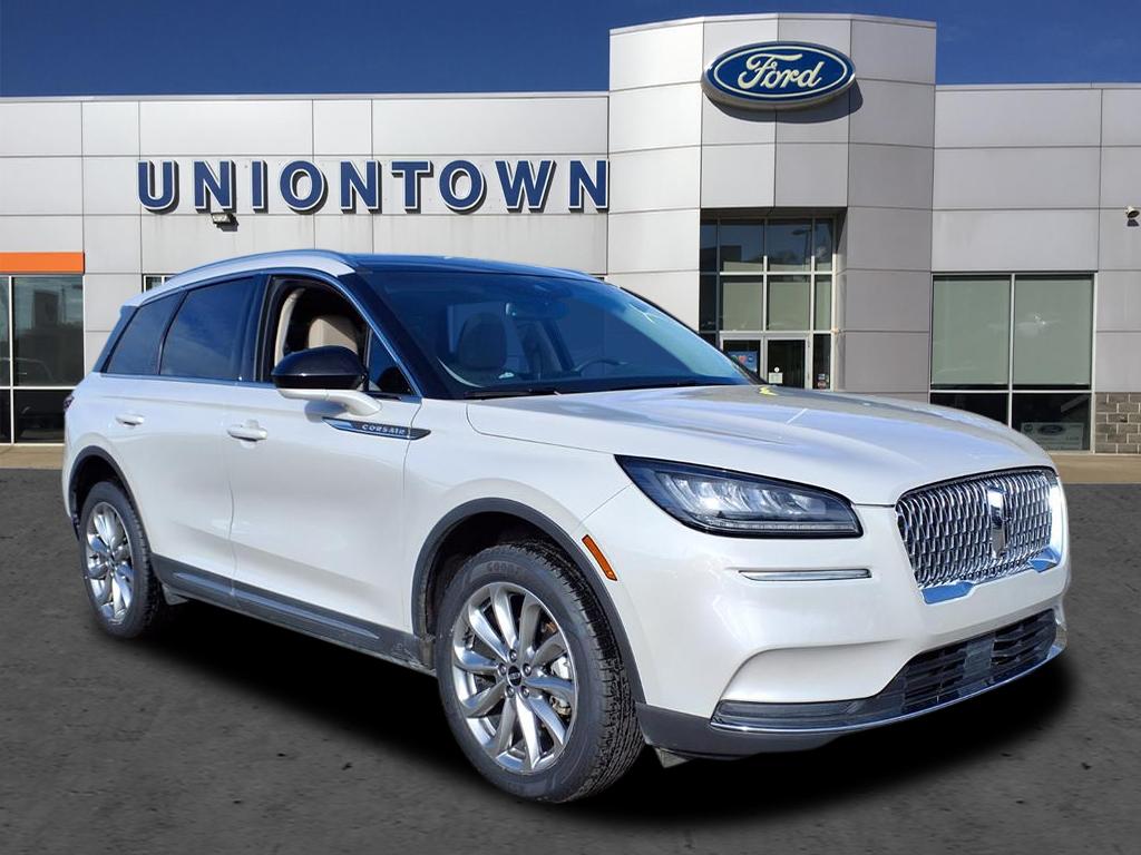 2022 Lincoln Corsair Base's photo